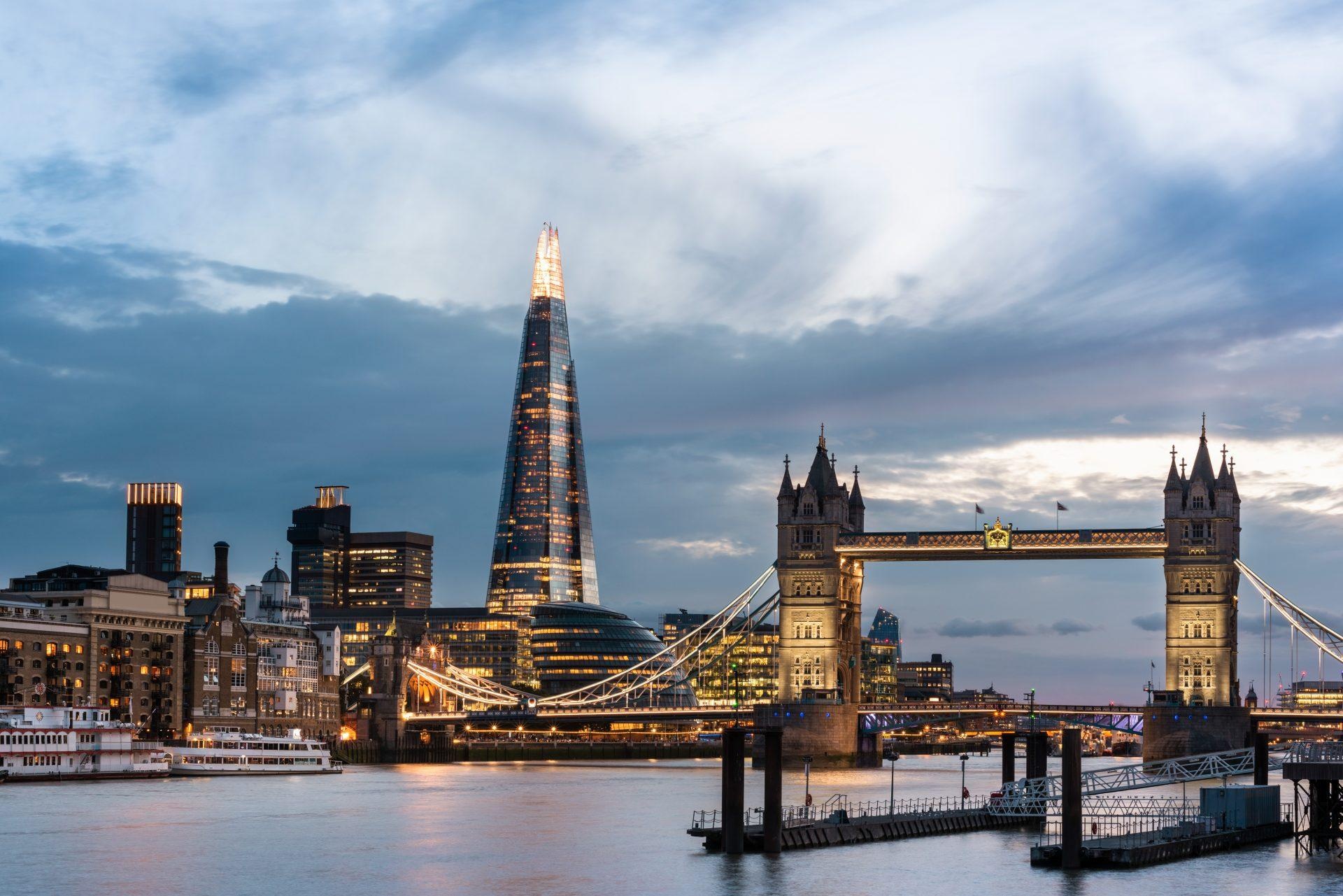 The Shard, Pride in the air, Shangri-La, Tomontour, 1920x1290 HD Desktop