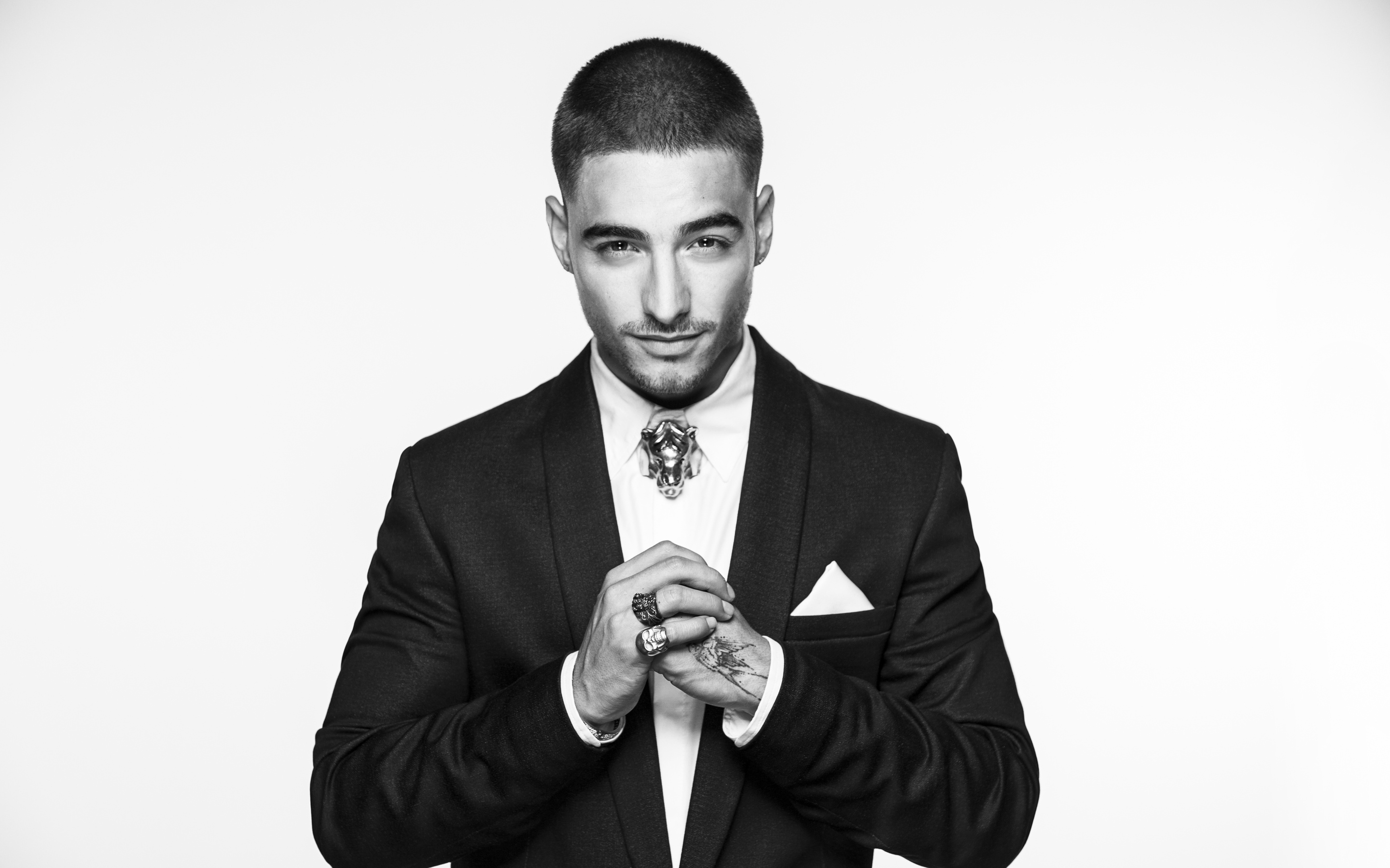 Maluma, Monochrome beauty, MacBook Pro wallpaper, HD images, 2880x1800 HD Desktop