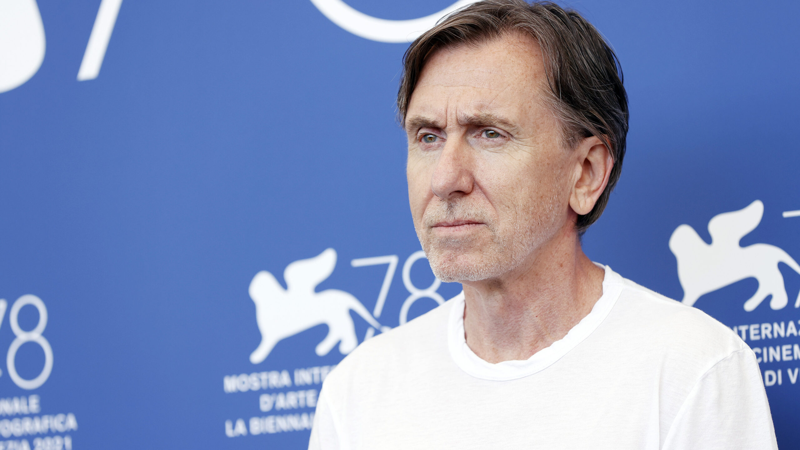Tim Roth in McAfee-inspired film, Thrilling storyline, Riveting performance, Unique role, 2560x1440 HD Desktop
