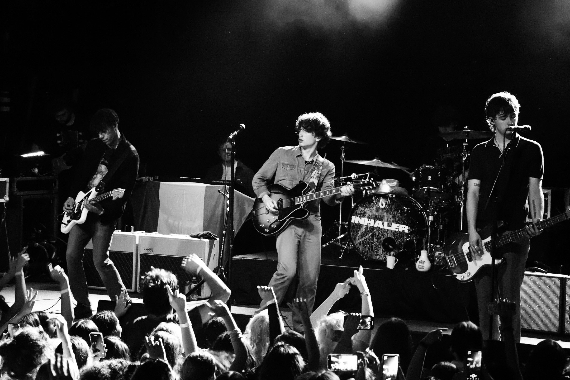 Inhaler, Sold-out tour stop, Boston concert, Unstoppable momentum, 2400x1600 HD Desktop