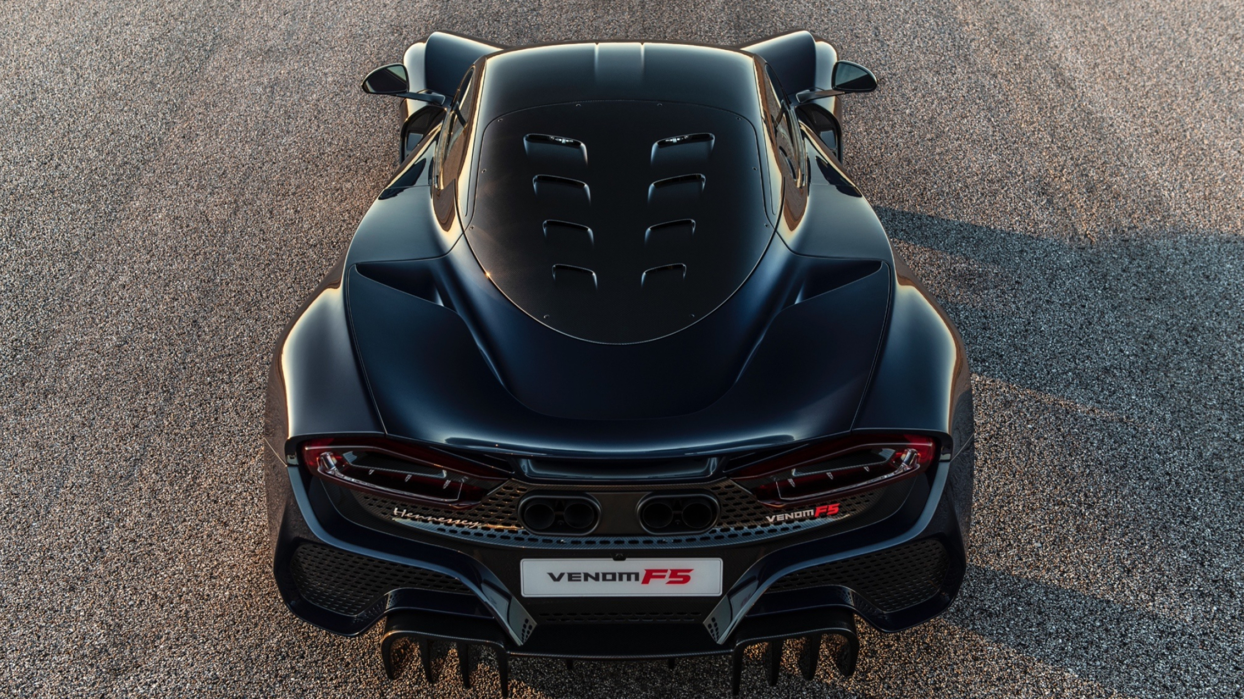 Hennessey Venom, F5 testing, High-speed trials, Beast on the track, 2500x1410 HD Desktop