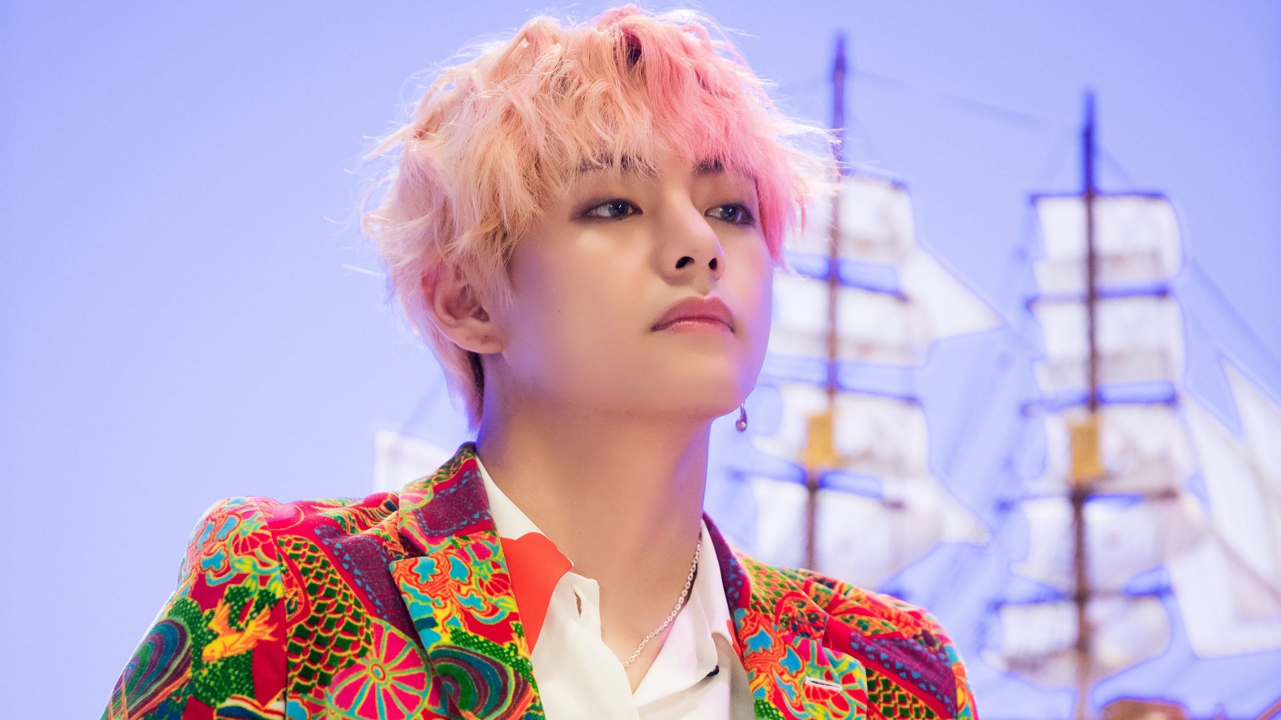 V (singer), BTS V wallpapers, Best backgrounds, Downloadable, 2560x1440 HD Desktop