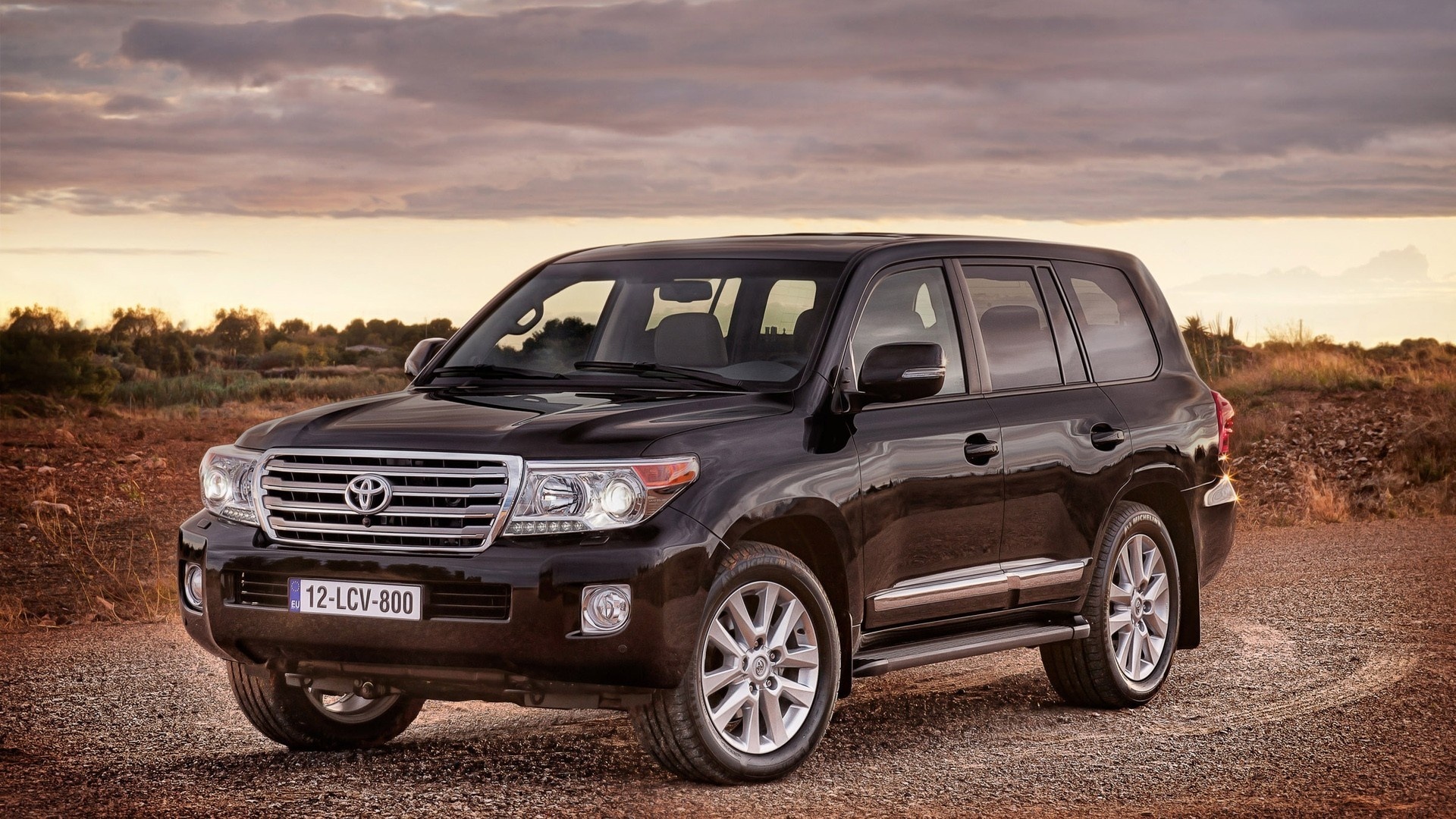 Toyota Land Cruiser, HD wallpapers, Classic SUV, Iconic design, 1920x1080 Full HD Desktop