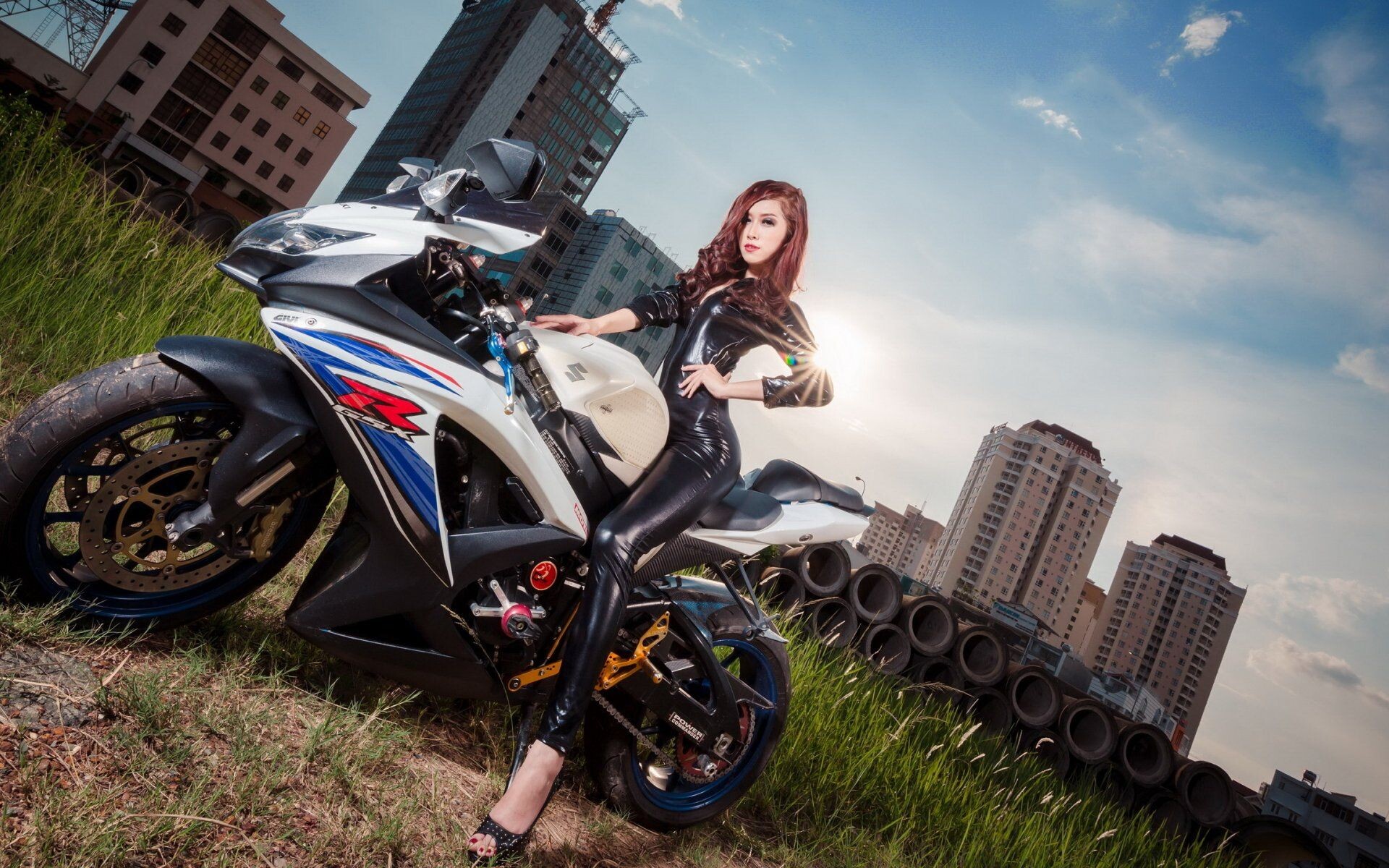 Suzuki GSX, Girls and Motorcycles Wallpaper, 1920x1200 HD Desktop