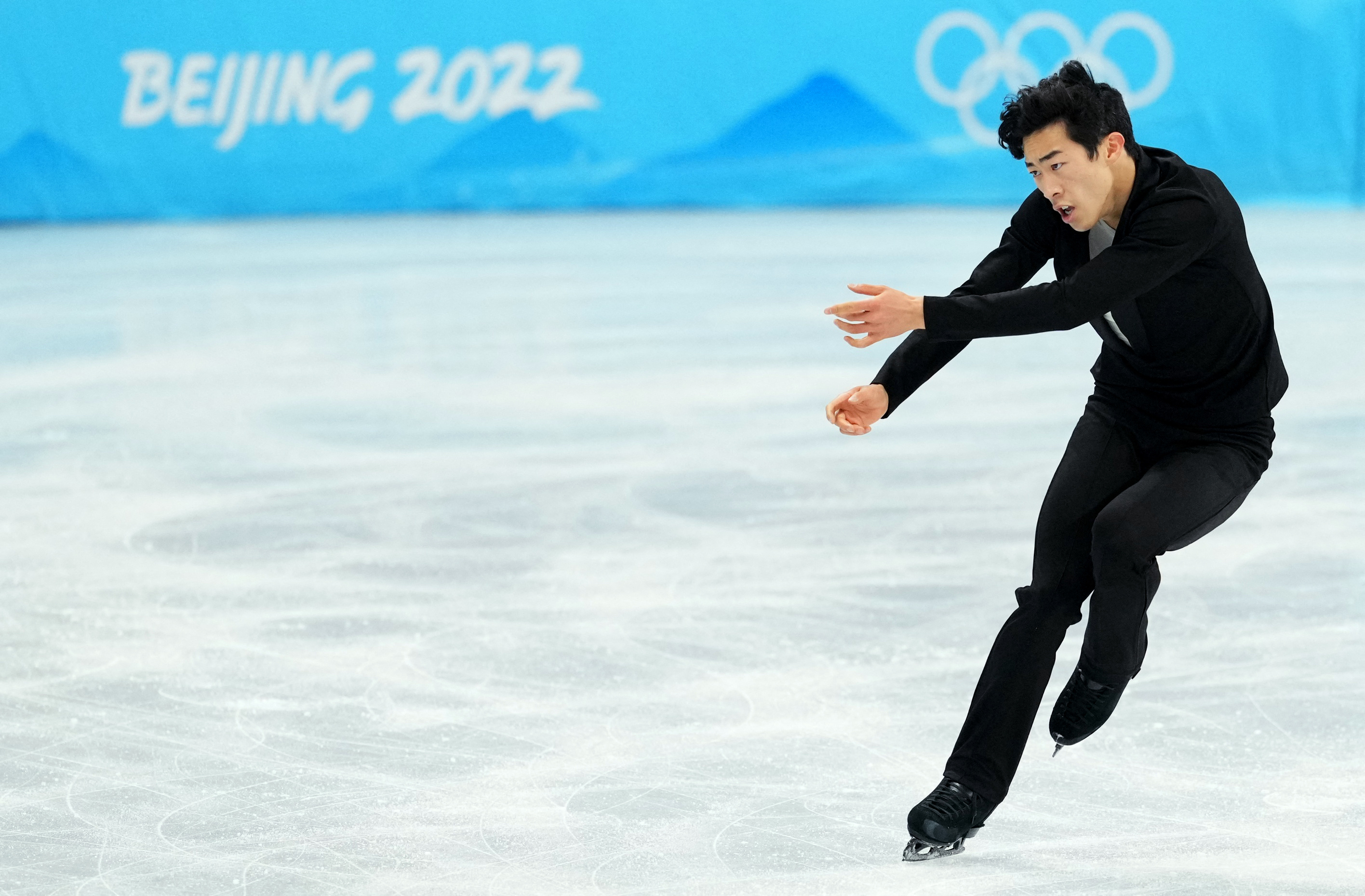 Chen's redemption, World record breaker, Figure skating triumph, Inspiring comeback, 2840x1860 HD Desktop