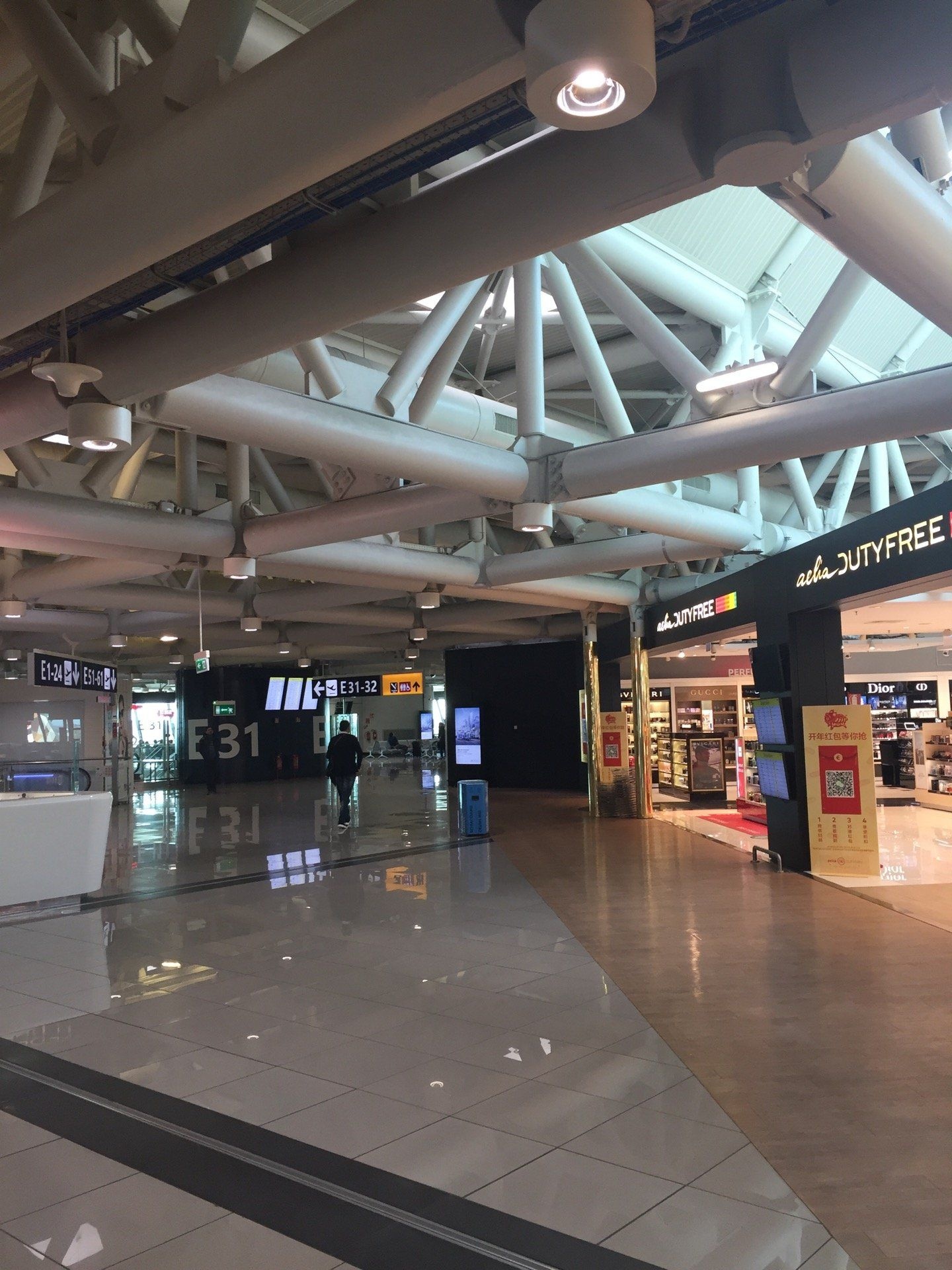 Leonardo da Vinci-Fiumicino Airport, Rome Fiumicino, Aeroporto di roma, FCO, 1440x1920 HD Phone