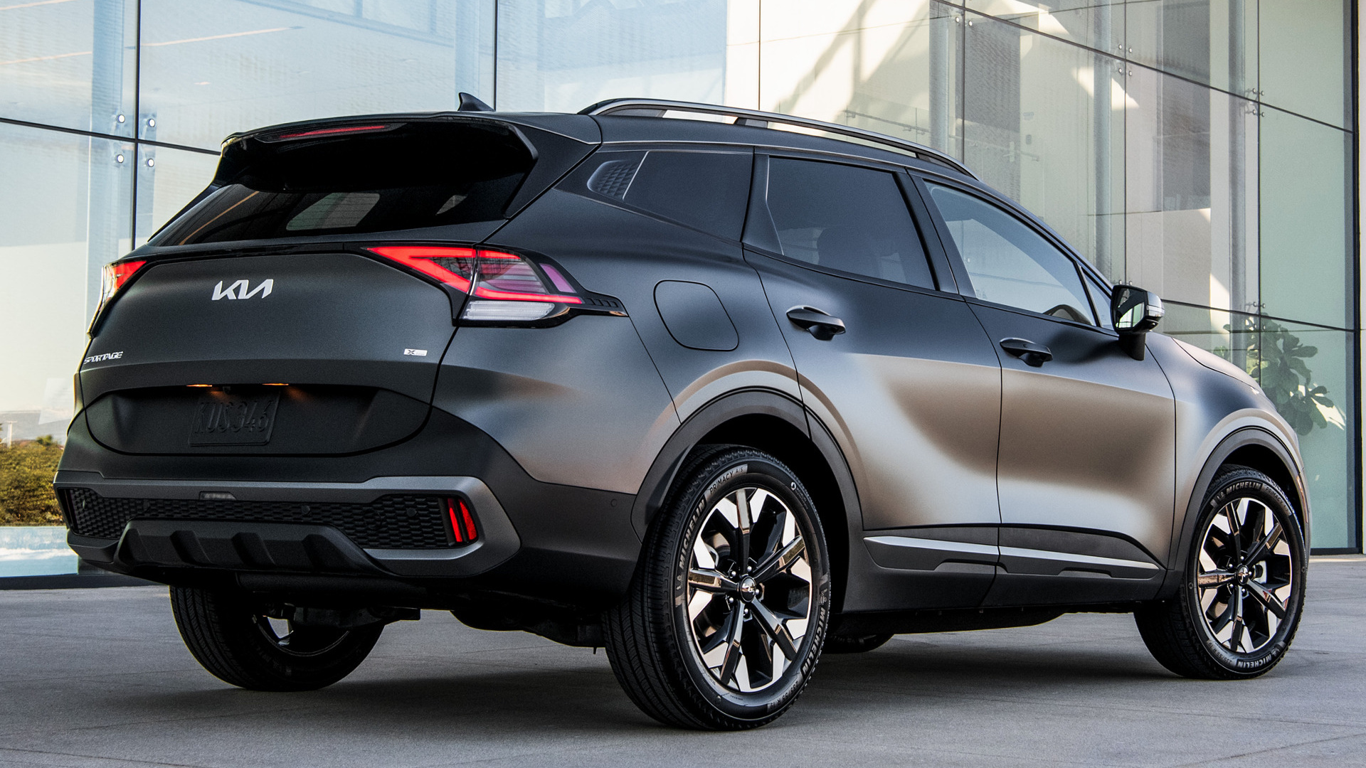 Kia Sportage, 2023 model, PHEV version, X-Line edition, 1920x1080 Full HD Desktop