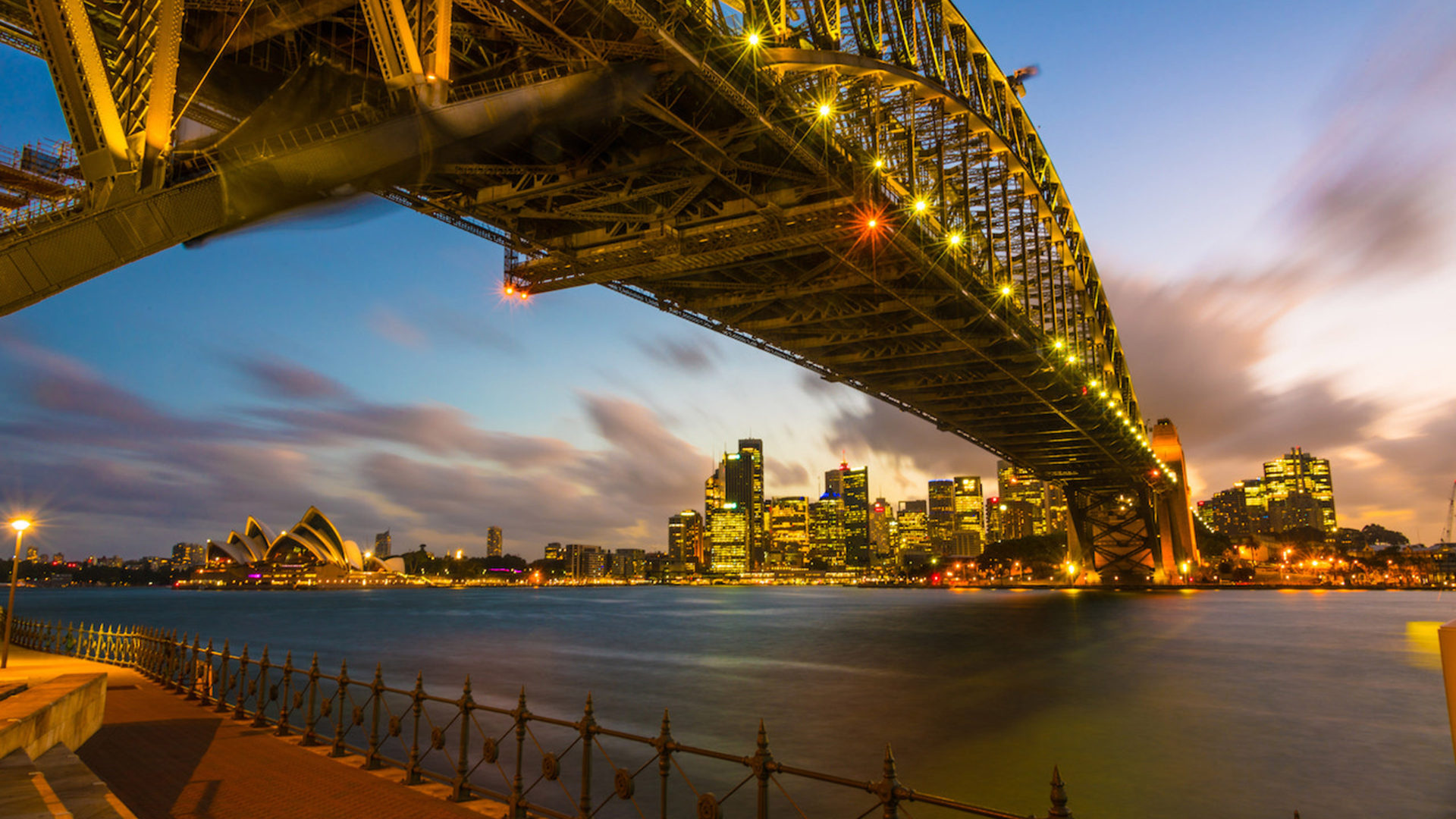 Night view of Harbor Bridge, Steel bridge, Busy traffic, 1920x1080 Full HD Desktop