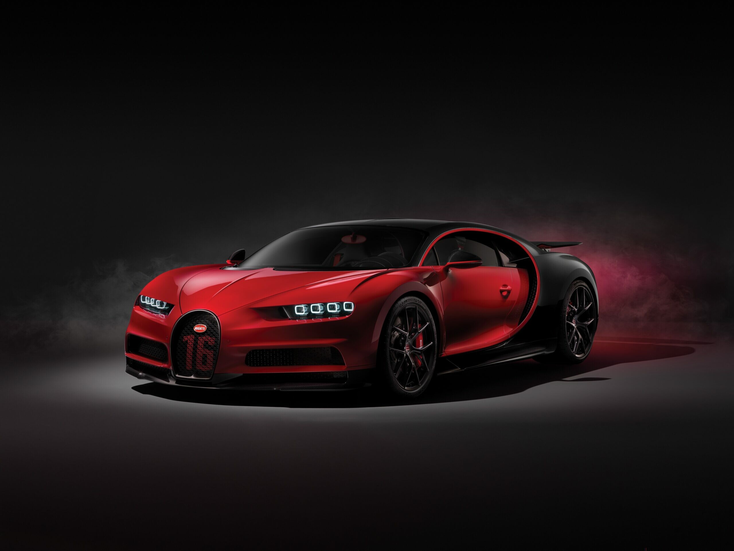 Bugatti Chiron beauty, Supercar wallpapers, Automotive excellence, Unmatched performance, 2560x1930 HD Desktop