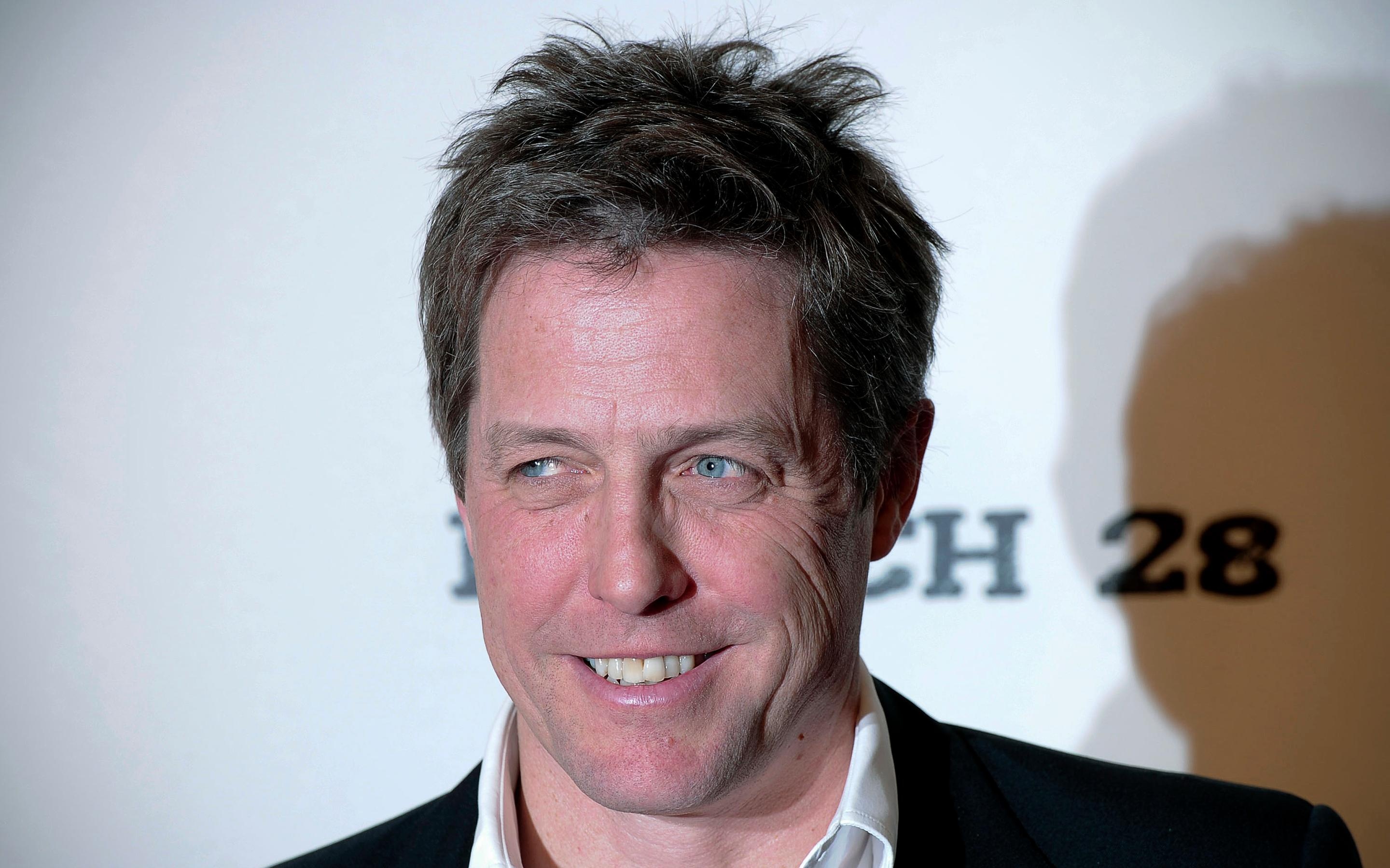 Hugh Grant, Celebrity wallpaper, Background image, 55557 px, 2880x1800 HD Desktop
