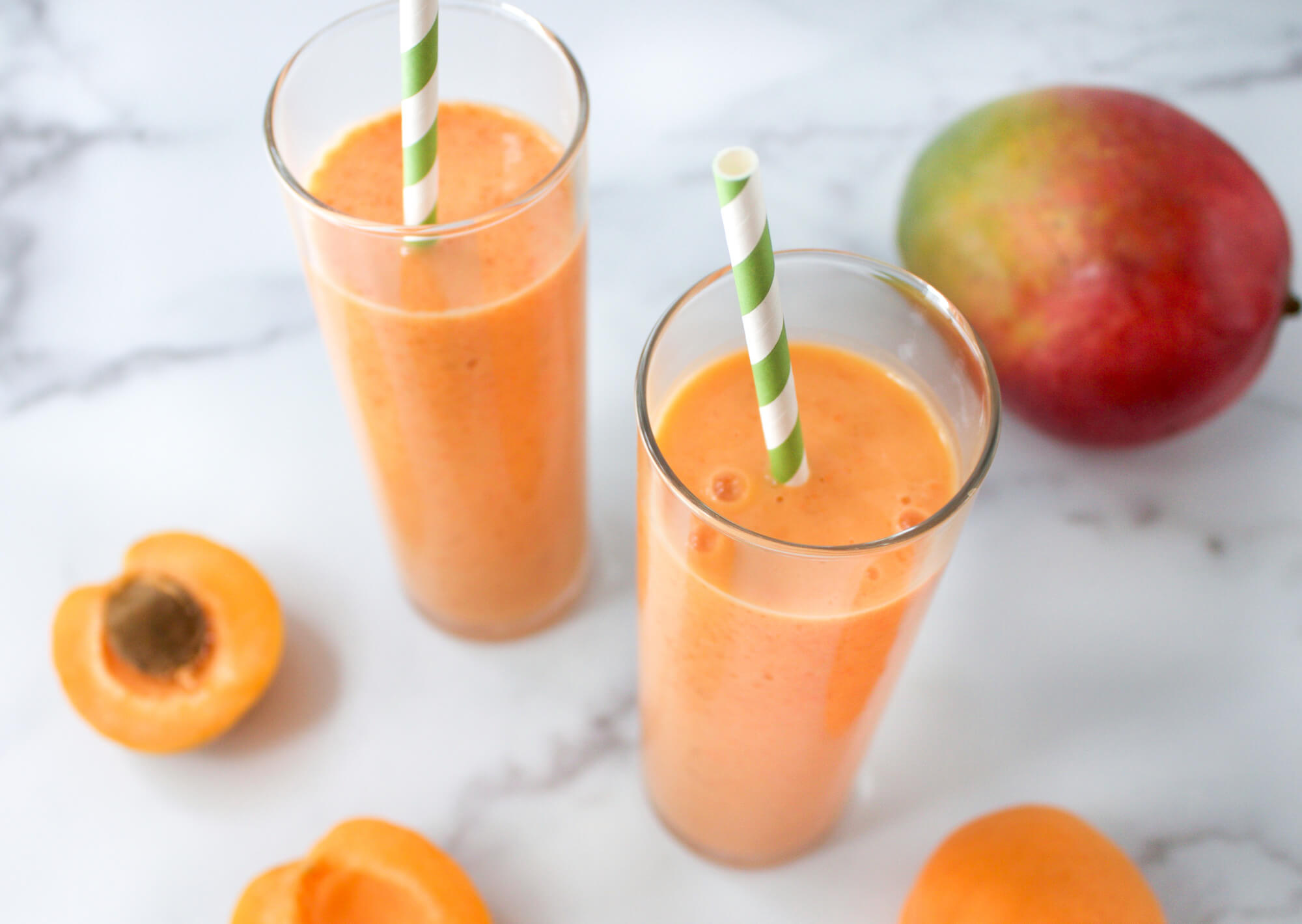 Smoothie, Apricot Wallpaper, 2000x1420 HD Desktop