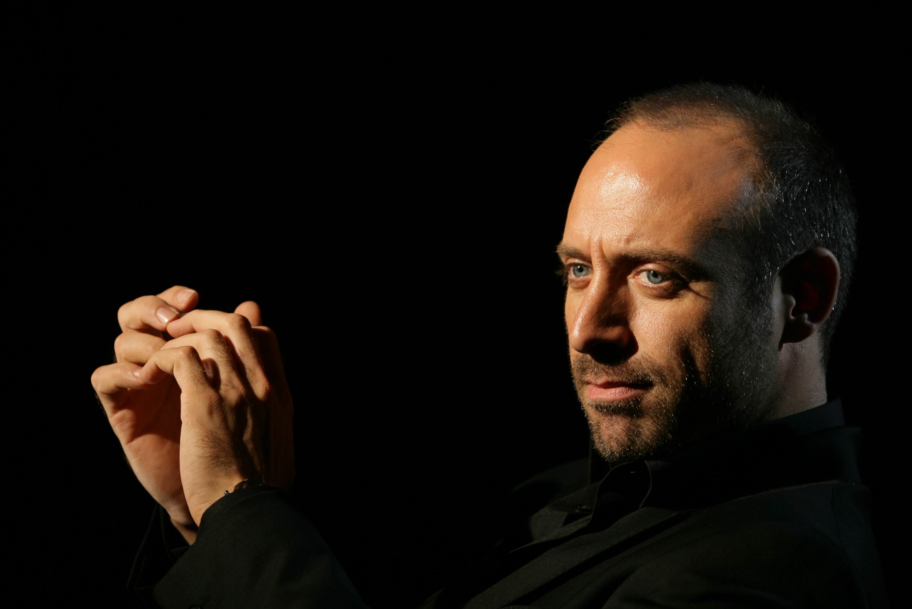 Halit Ergenc TV shows, successful actor's challenges, 3110x2080 HD Desktop