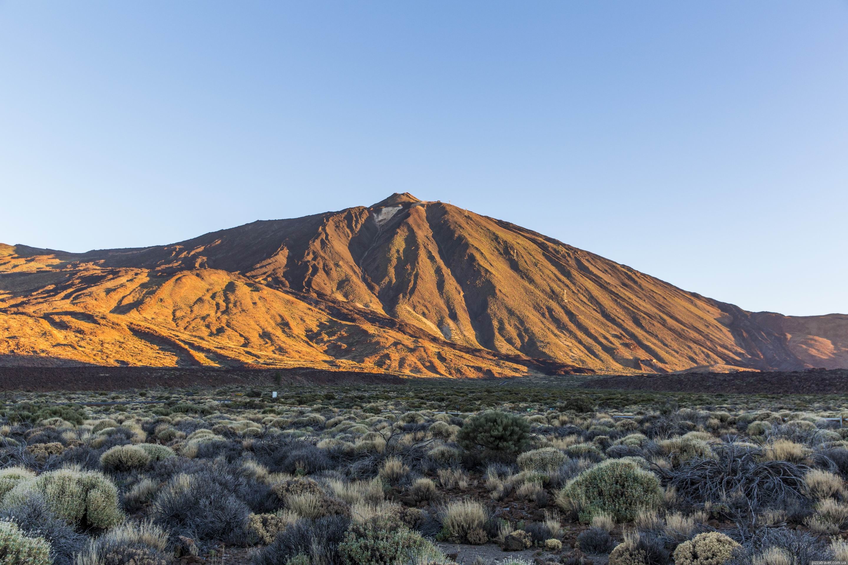 Teide National Park, Spain, Interesting places, Nature reserve, 2880x1920 HD Desktop