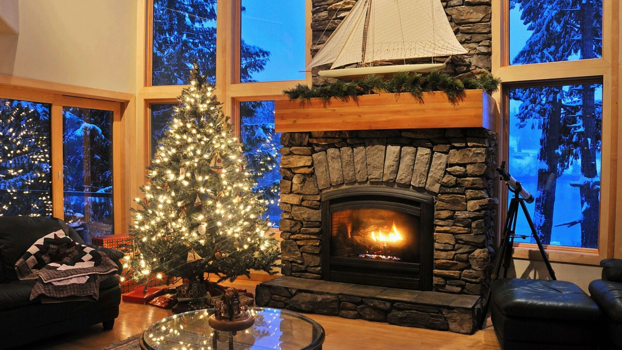 Winter fireplace, Cozy atmosphere, Warmth, Festive decorations, 2050x1160 HD Desktop