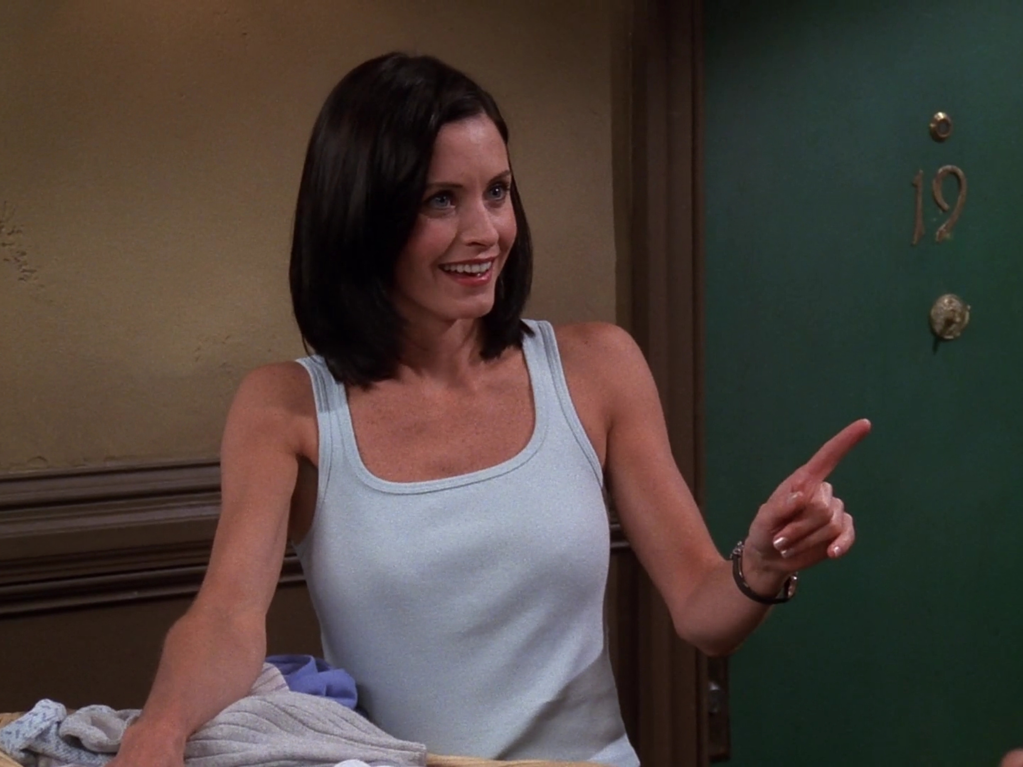 Monica Geller, Hairstyle inspiration, Monica's look, Friends character, 2050x1540 HD Desktop