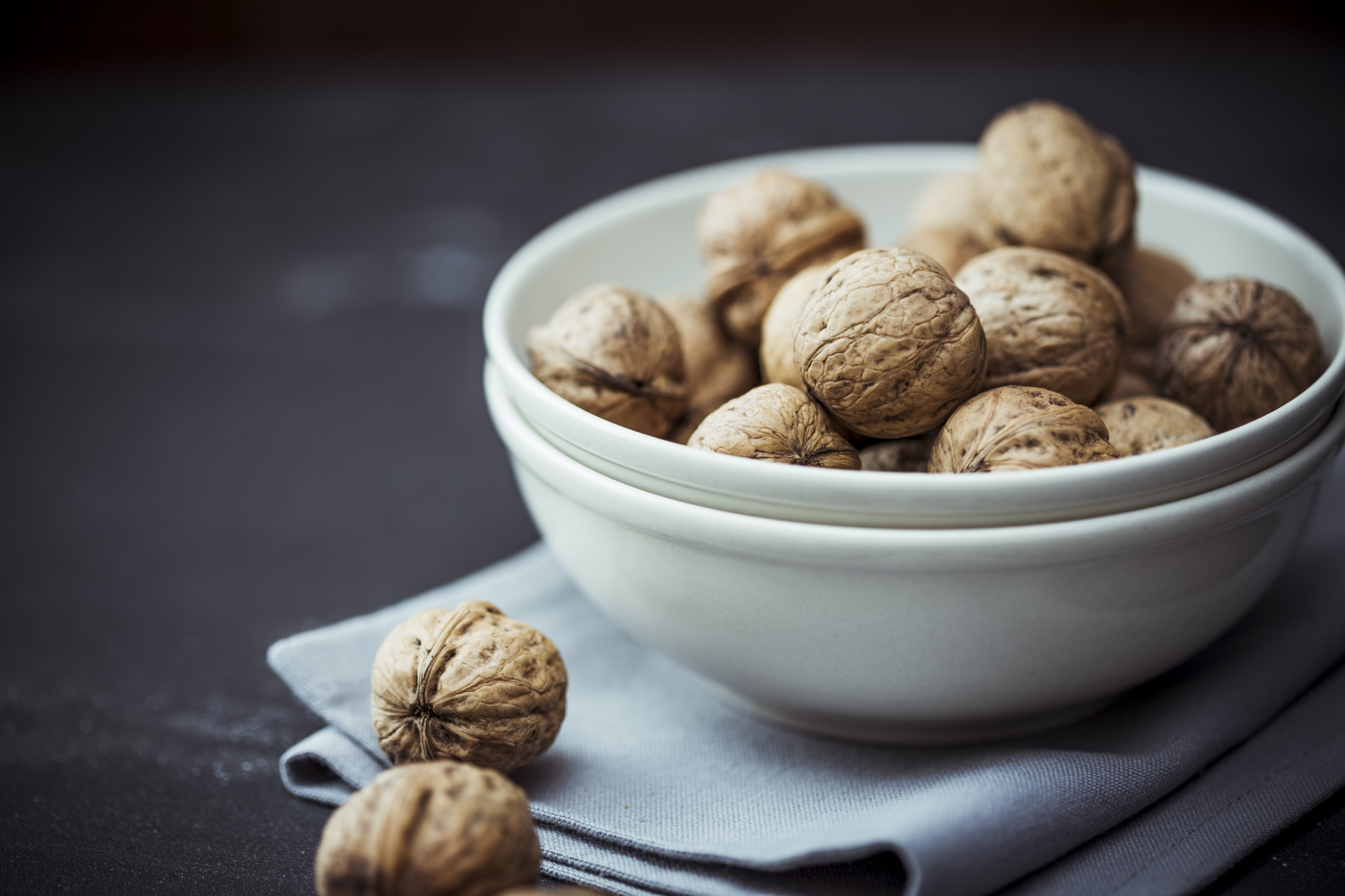 Walnuts, Digestive health, Nutritional effects, LiveStrong insights, 2130x1420 HD Desktop