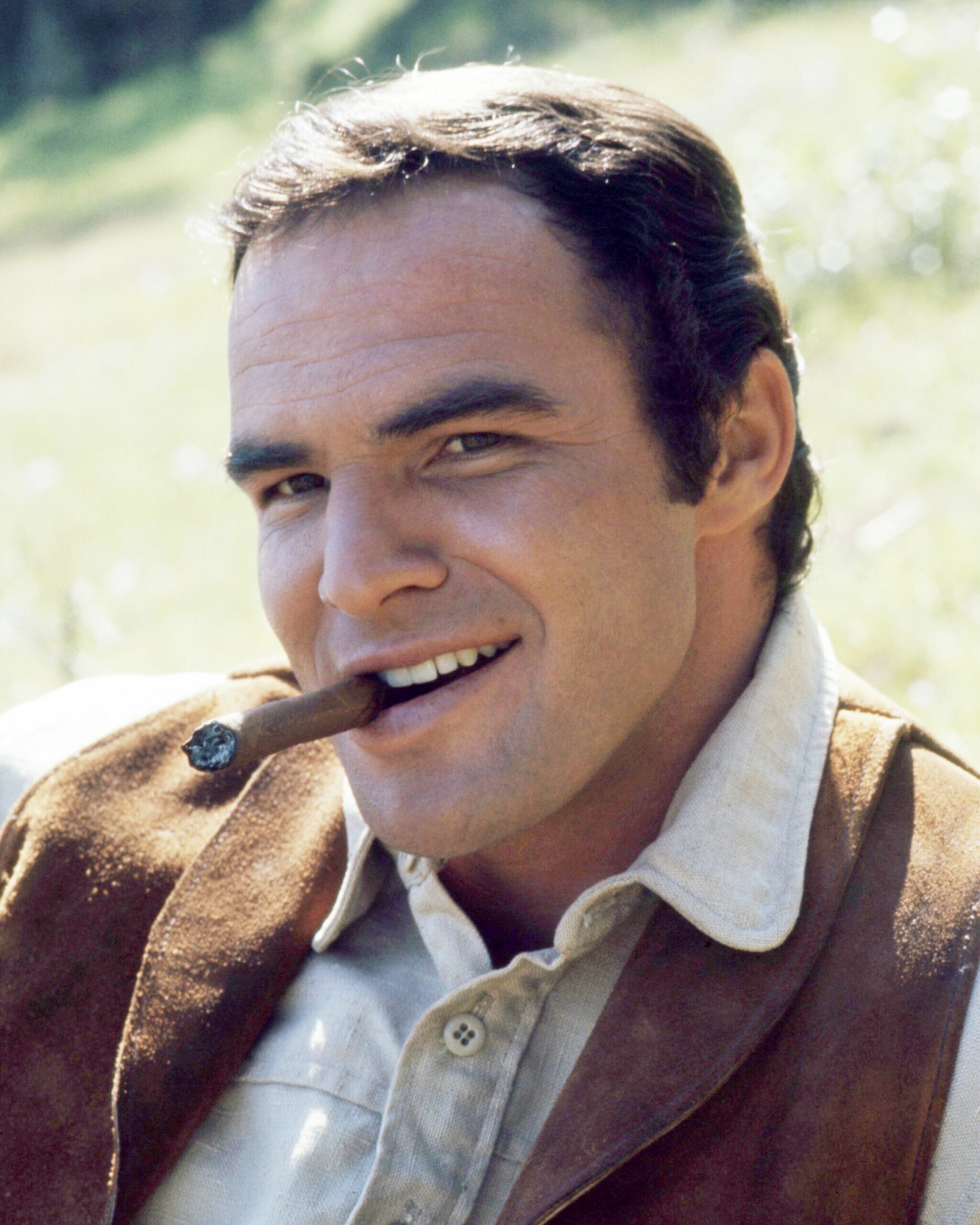 Burt Reynolds, Celebrating birthday, CR Fashionbook, 2050x2560 HD Phone