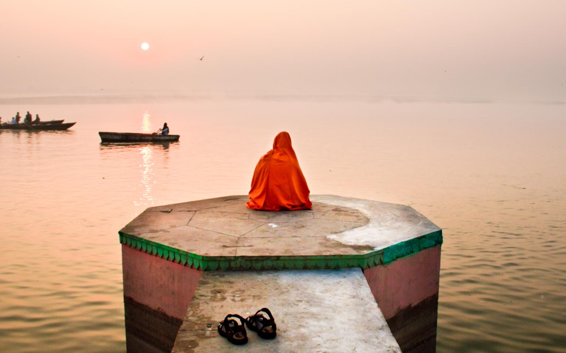 The Ganges, Varanasi, Sacred river, Desktop wallpaper, 1920x1200 HD Desktop