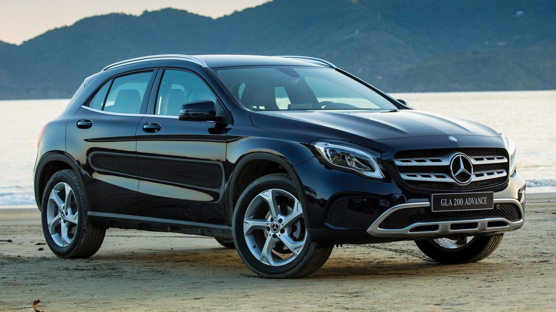 Mercedes-Benz GLA, Class 200 Advance, Automotive elegance, Luxurious ride, 1920x1080 Full HD Desktop