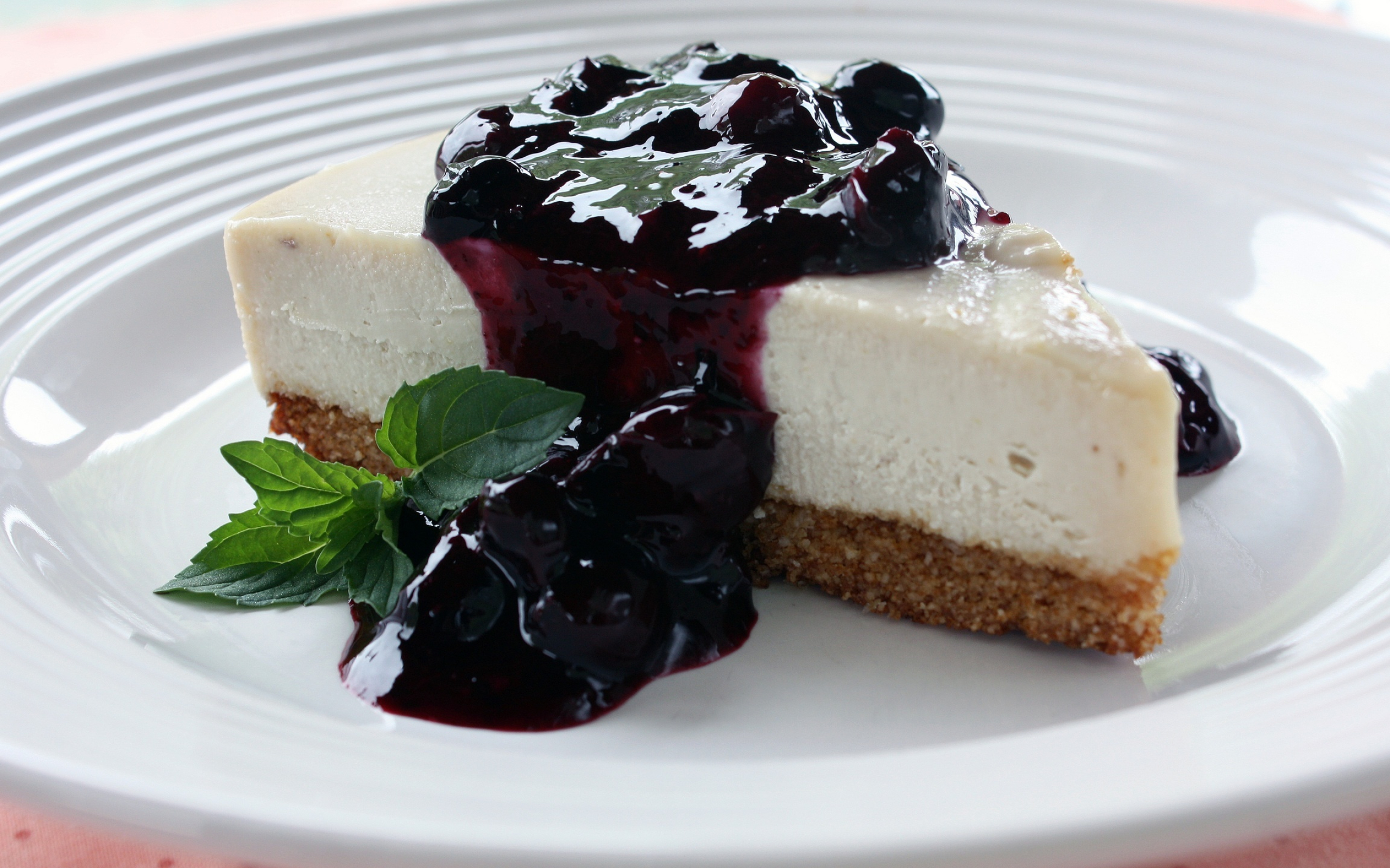 Blueberry cheesecake, Dessert dreams, Tempting indulgence, Luscious flavors, 2560x1600 HD Desktop