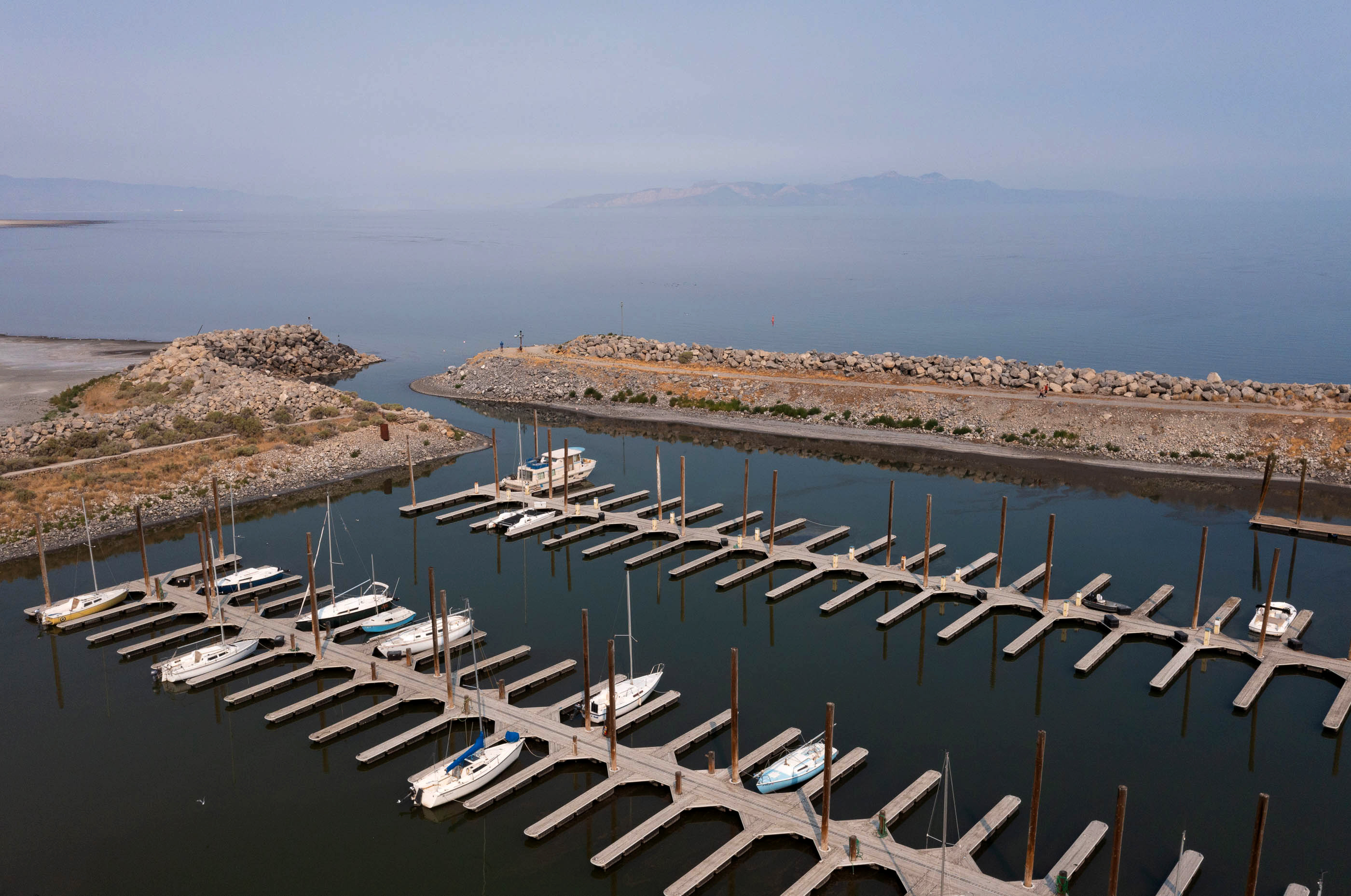 Great Salt Lake, Drought effects, Record low water levels, Natural phenomenon, 2800x1860 HD Desktop