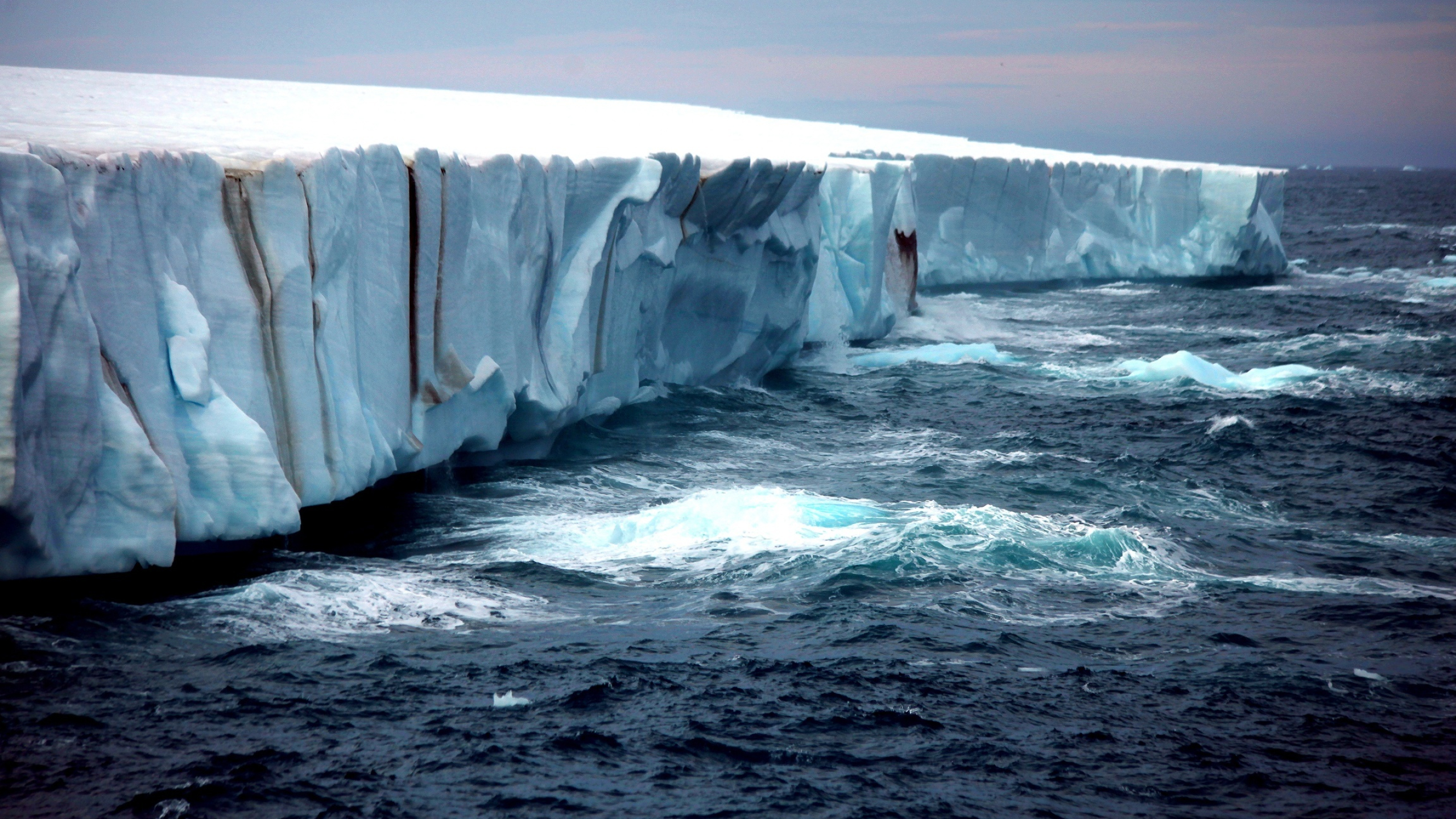 Antarctica Travels, Glacial beauty, UHD desktop wallpaper, Ultrawide experience, 2560x1440 HD Desktop