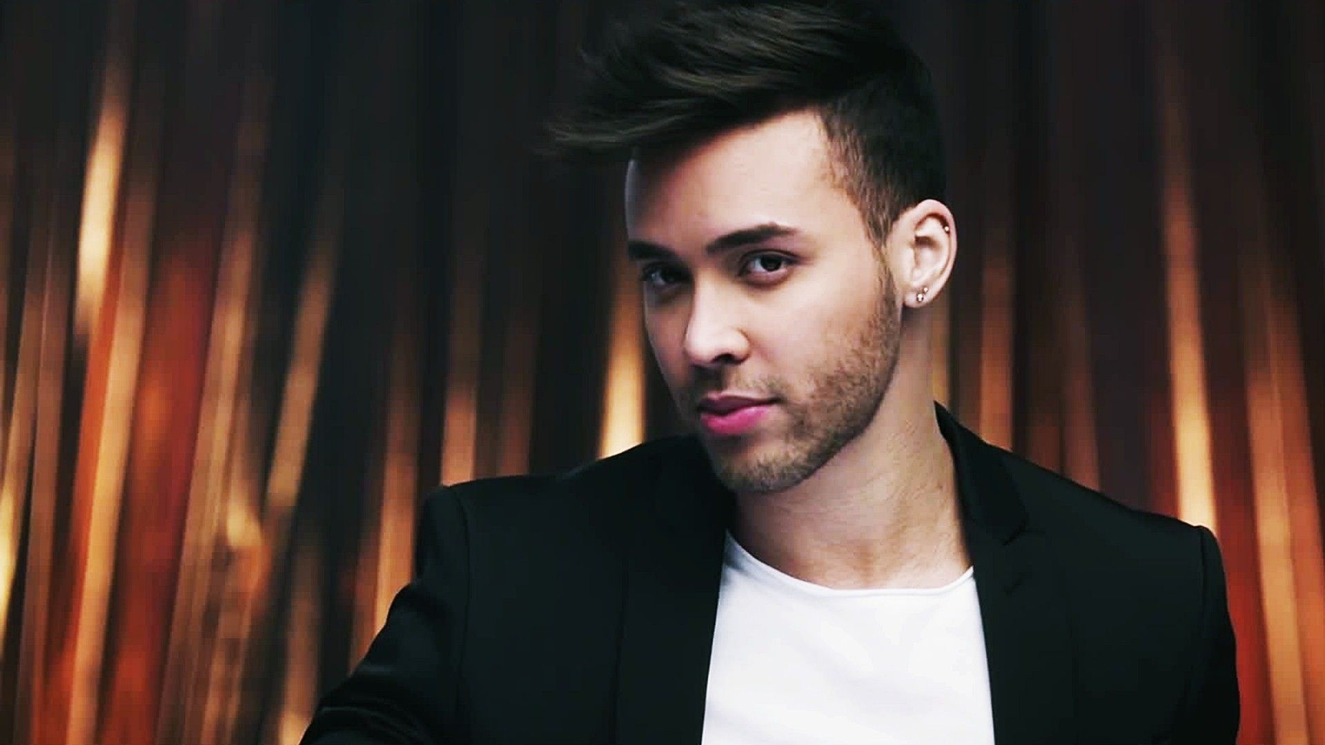 Prince Royce, Sensational vocalist, Latin music scene, Global fame, 1920x1080 Full HD Desktop