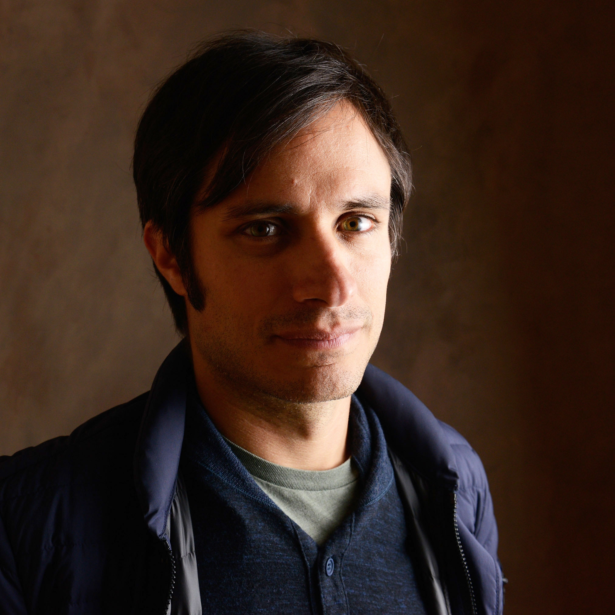Gael Garcia Bernal, Movies, Messiah, Maestro, Dinner party, 2030x2030 HD Phone