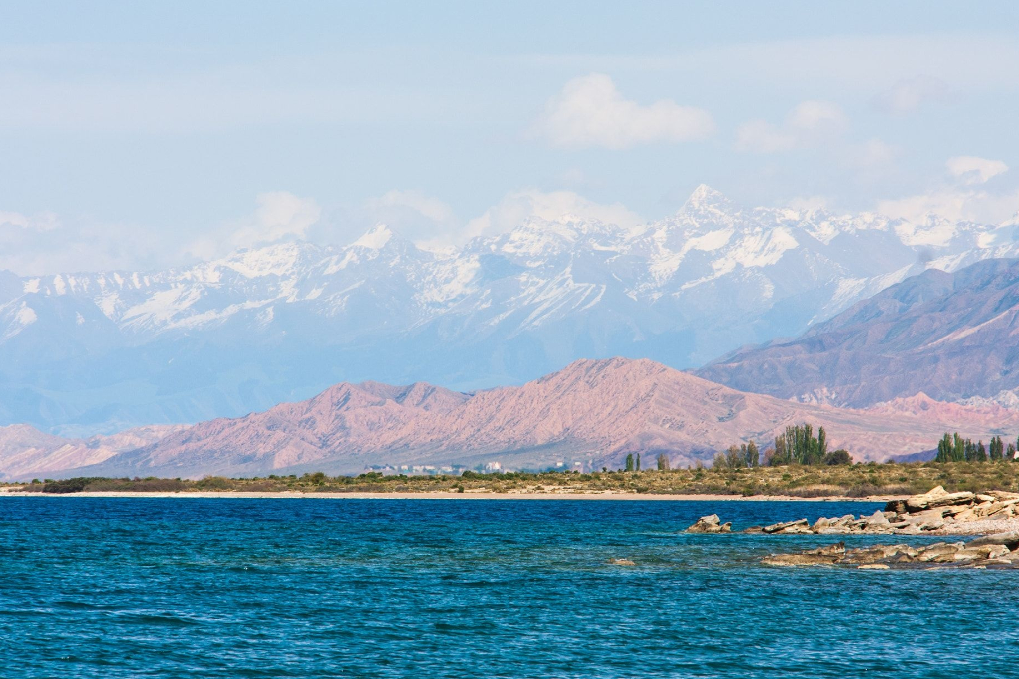 Issyk-Kul, Spectacular landscapes, Kyrgyz beauty, Untouched nature, 2050x1370 HD Desktop