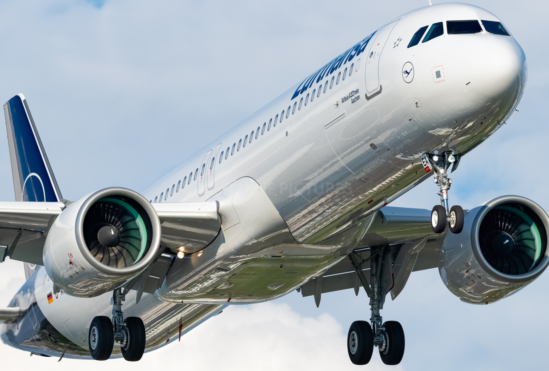 Lufthansa, D-AIEA, Airbus A321 neo, Frankfurt, 1920x1300 HD Desktop