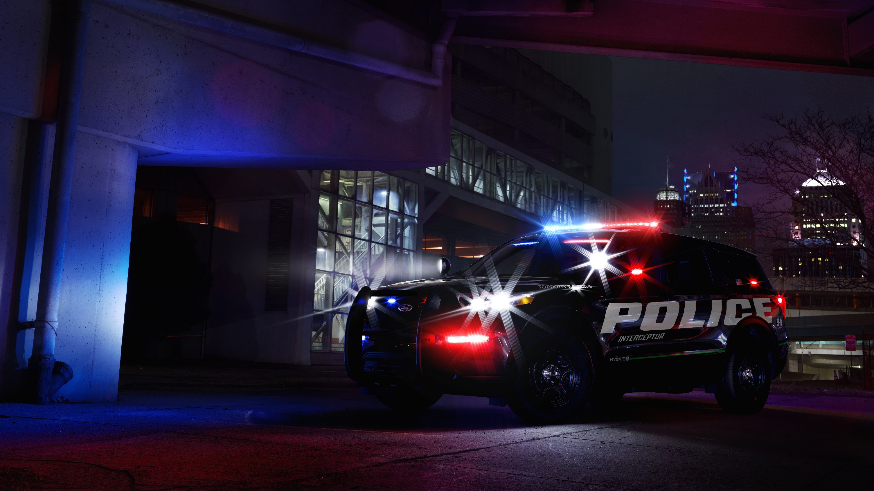 Ford Police Interceptor Utility, Flashing emergency lights, Detroit skyline at night, HD Desktop wallpaper