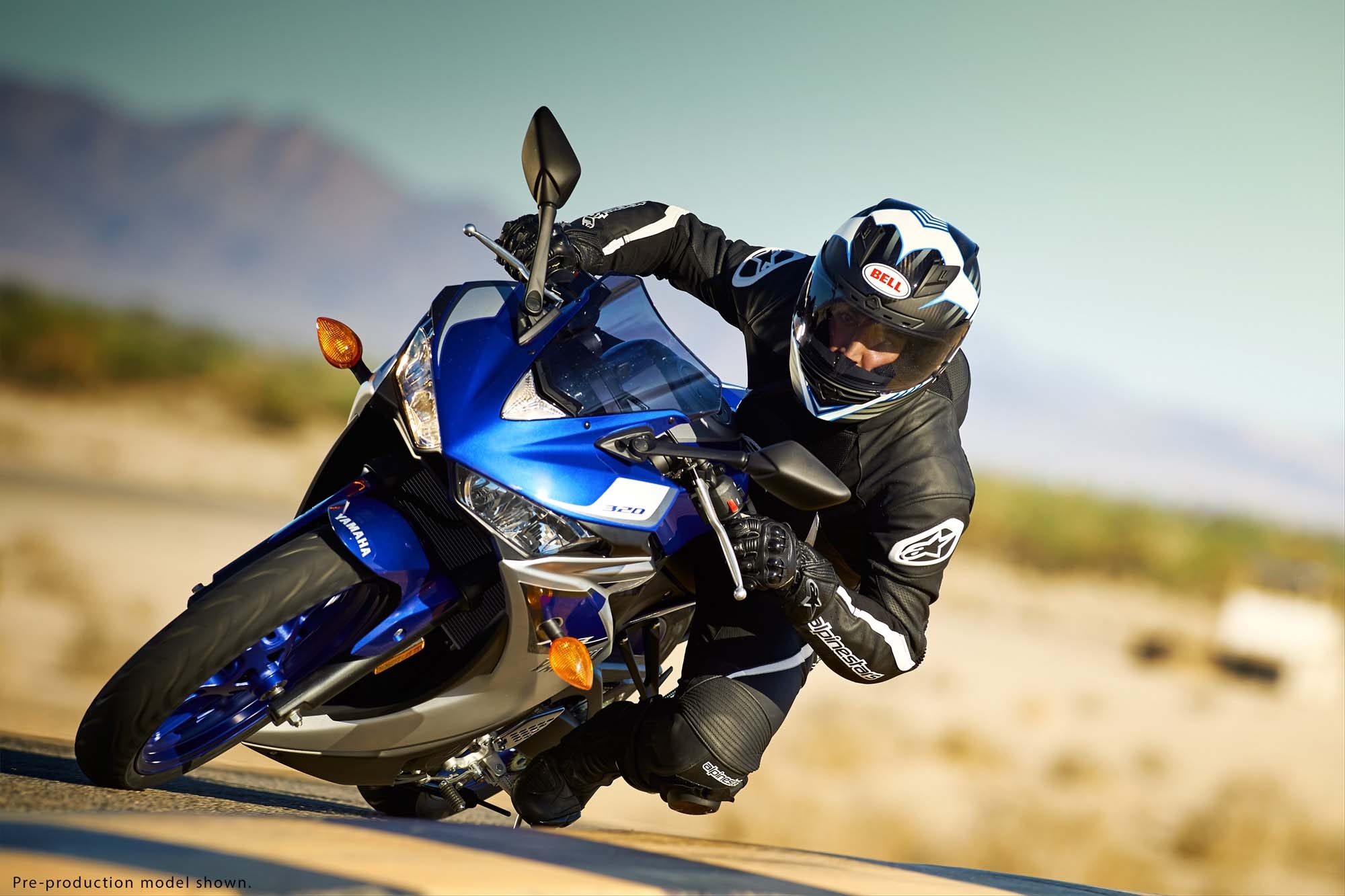 Yamaha YZF-R3, Stylish design, R25 wallpapers, High-performance, 2000x1340 HD Desktop