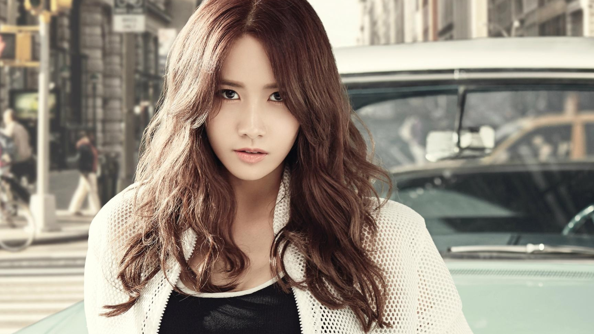 Im Yoon-ah, Radiant wallpapers, Mesmerizing gaze, K-pop idol, 1920x1080 Full HD Desktop