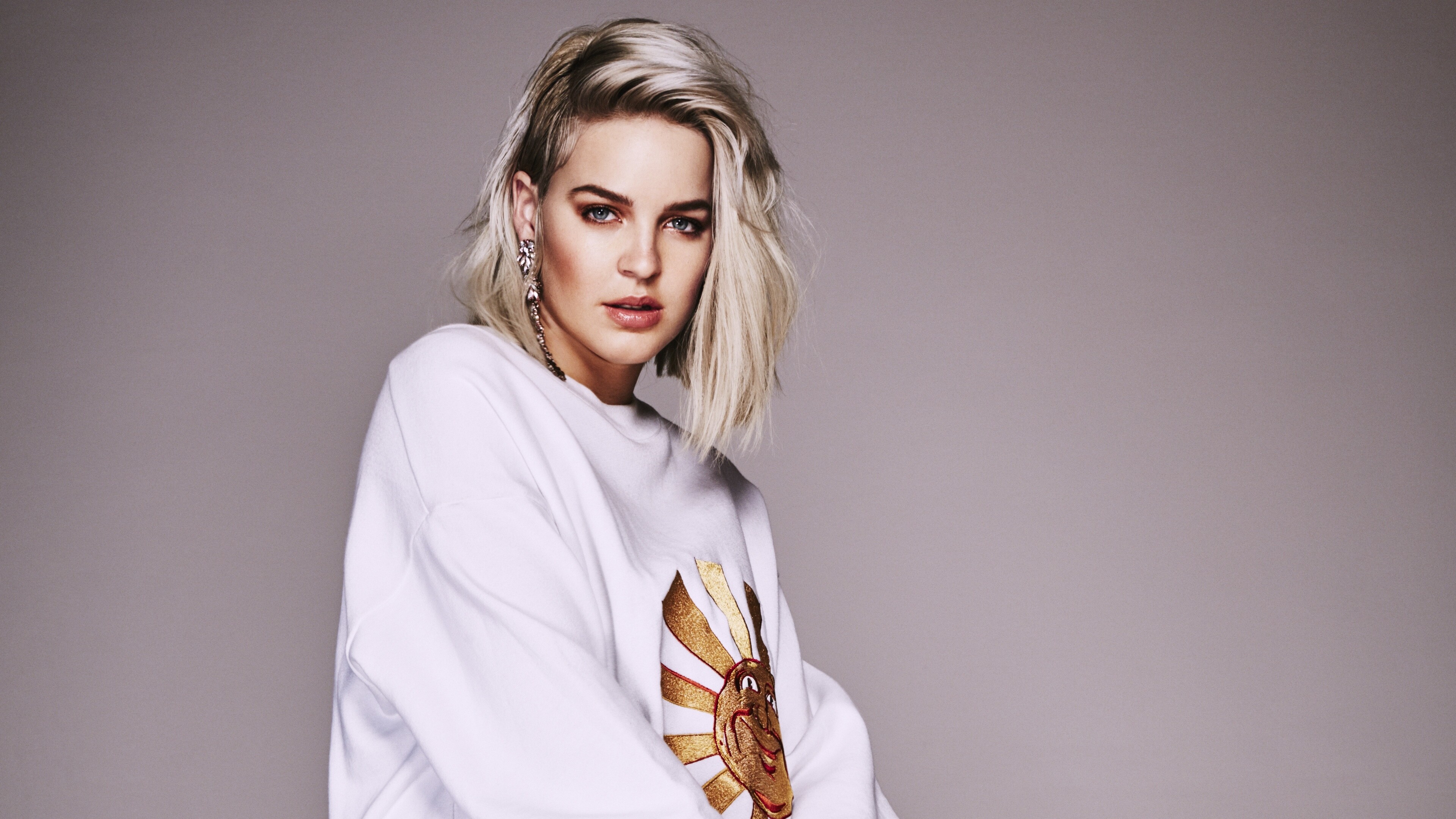 Anne-Marie, Blonde singer, Wallpaper, Music, 3840x2160 4K Desktop