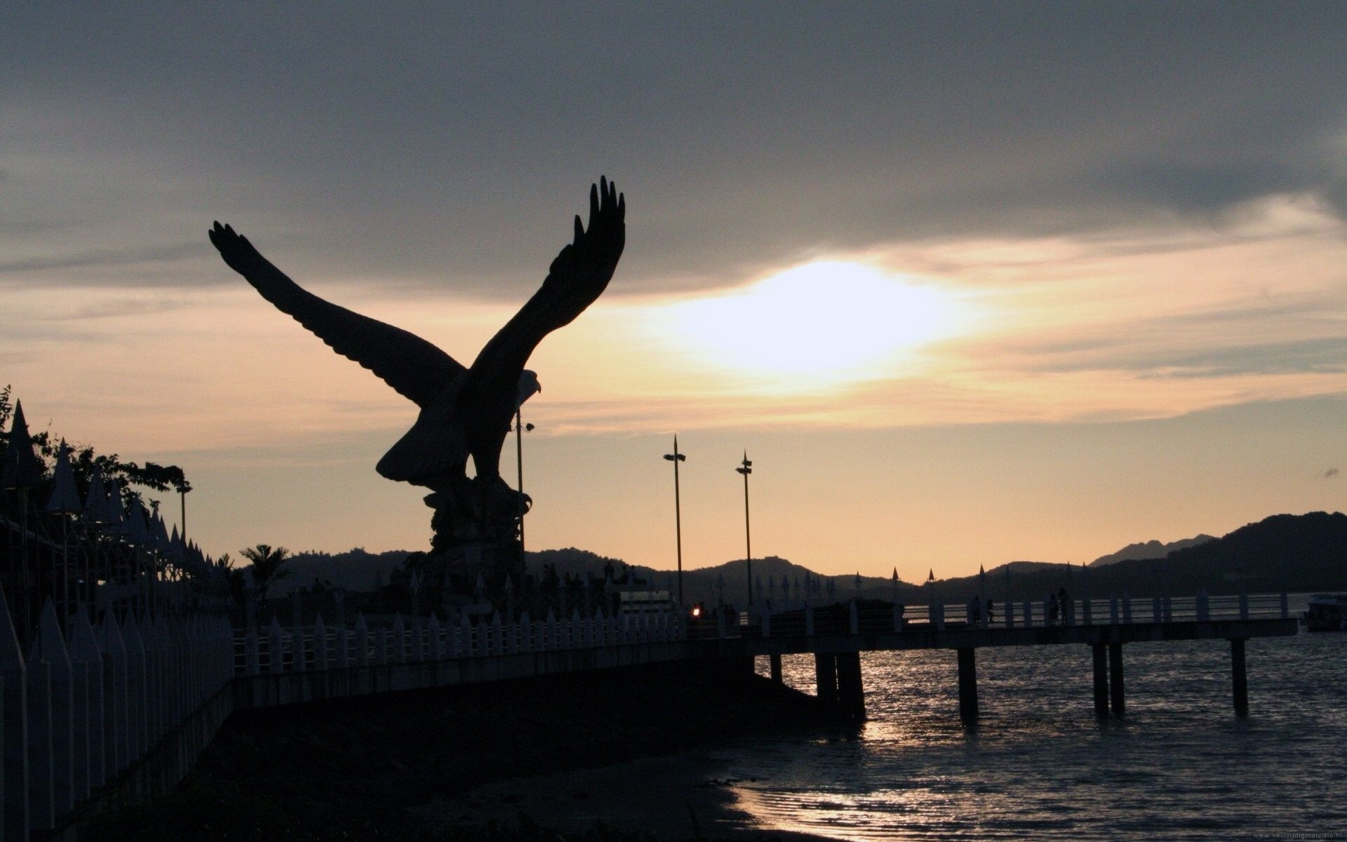 Langkawi Travels, Eagle Square sunset, Langkawi island, 1920x1200 HD Desktop