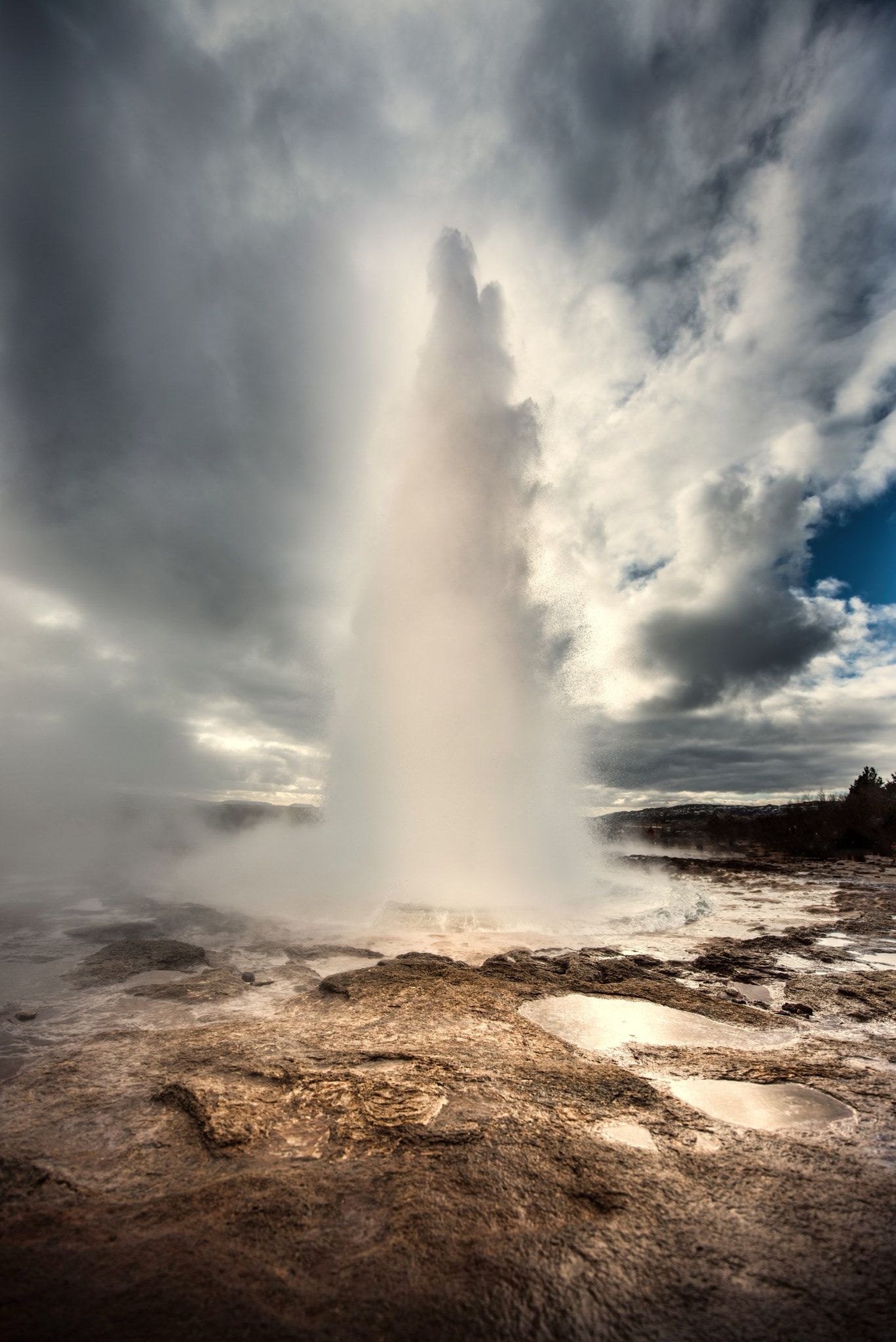 Geysir Willis, Nature clouds, Geysir, Willis nature, 1370x2050 HD Phone