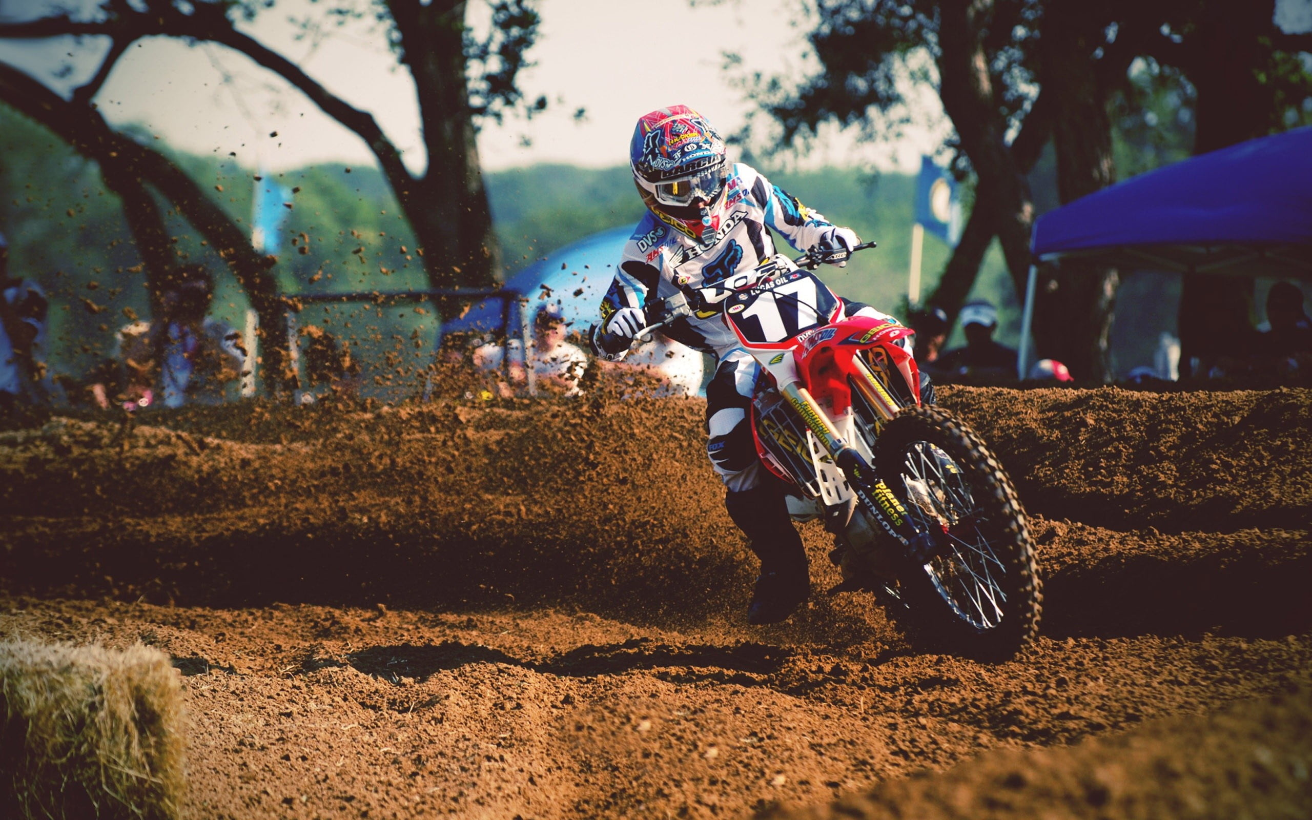 White and yellow dirt bike, Motocross racing, Dirty sport, HD wallpaper, 2560x1600 HD Desktop