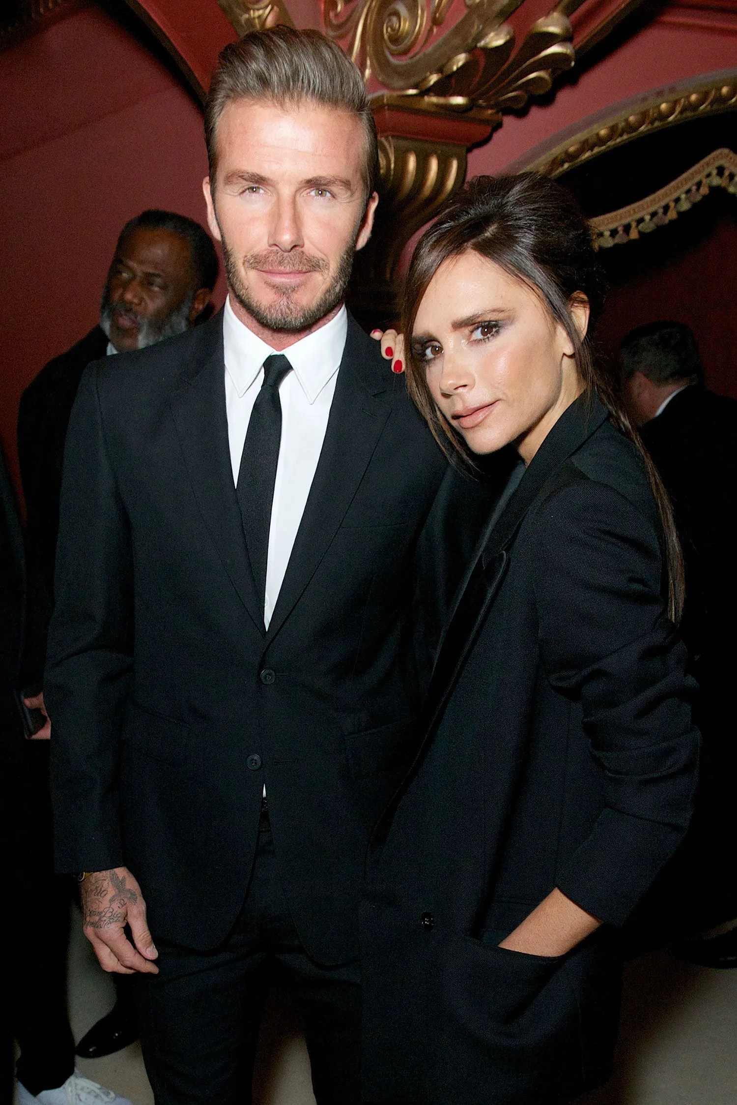 David Beckham, Christmas present, Victoria Beckham, Glamour, 1500x2250 HD Phone