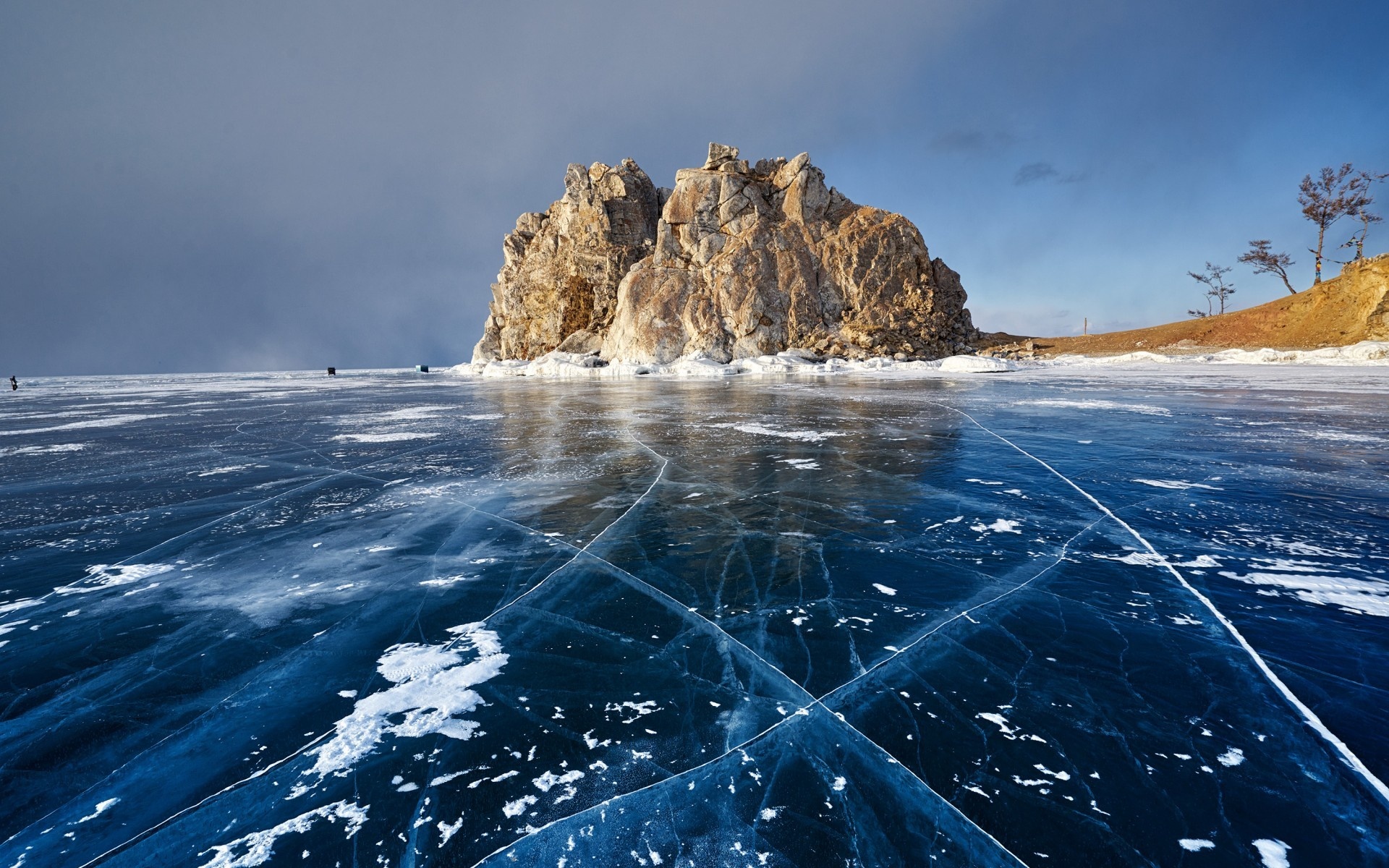 Winter's embrace, Russia's beauty, Desktop wonderland, Stunning scenery, 1920x1200 HD Desktop
