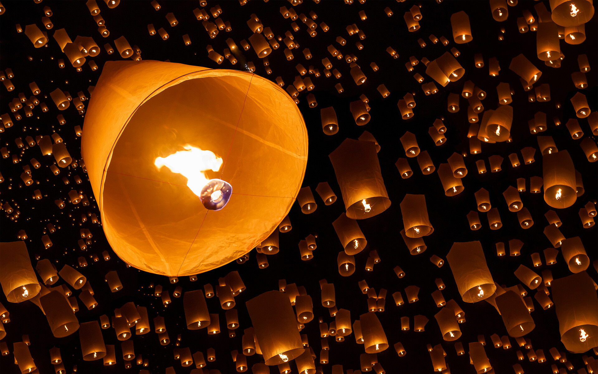 Sky lanterns, Night bokeh, Sparkling lights, Ethereal beauty, 1920x1200 HD Desktop