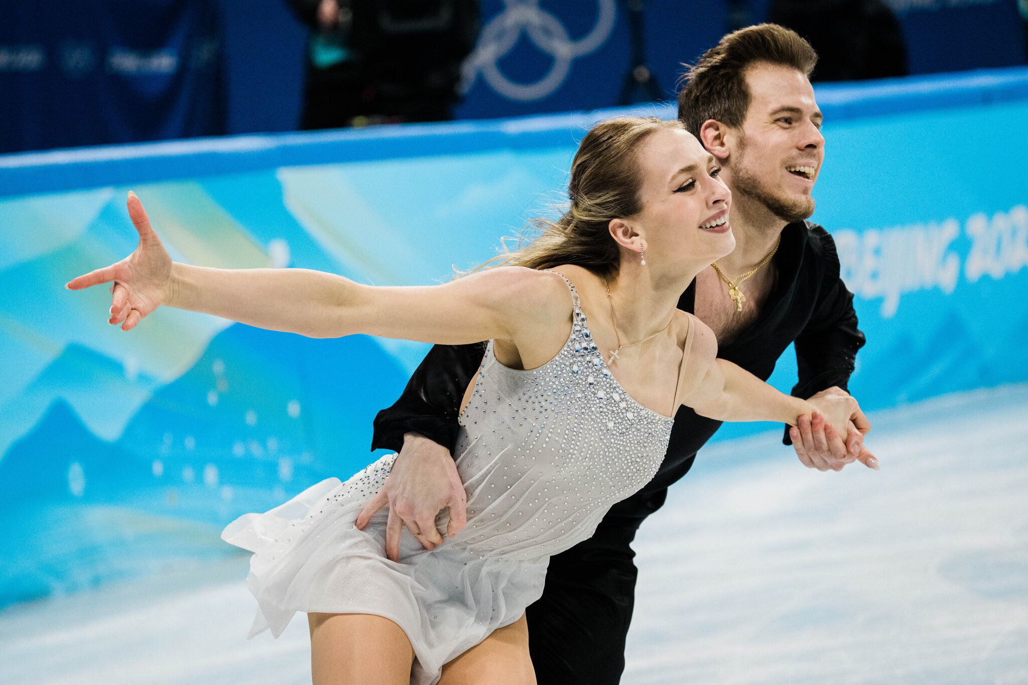 Ice Dancing, Victoria Sinitsina, Nikita Katsalapov, Olympic medal, 2050x1370 HD Desktop