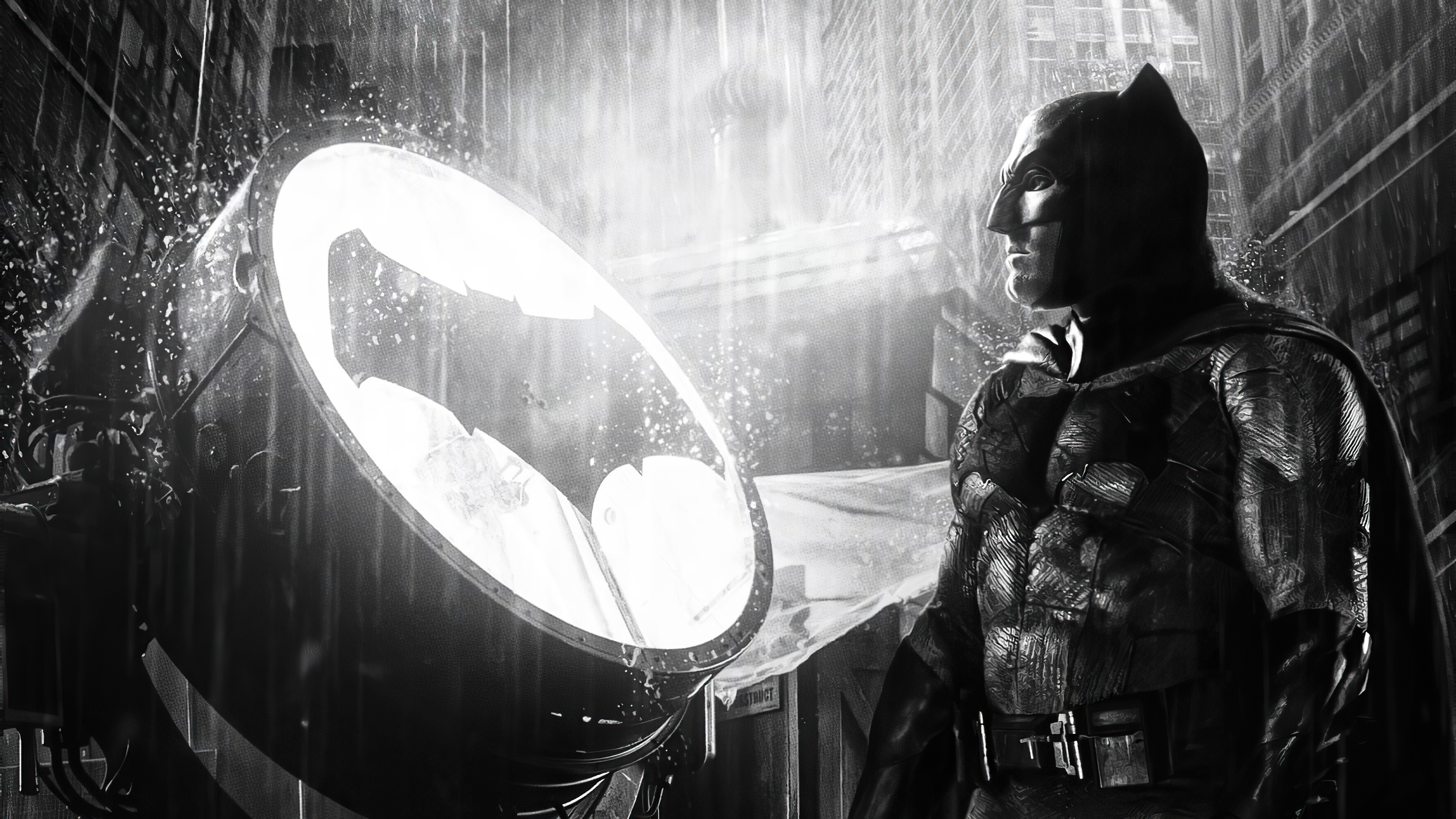 Ben Affleck, Batman alongside, Bat signal, HD, 3840x2160 4K Desktop