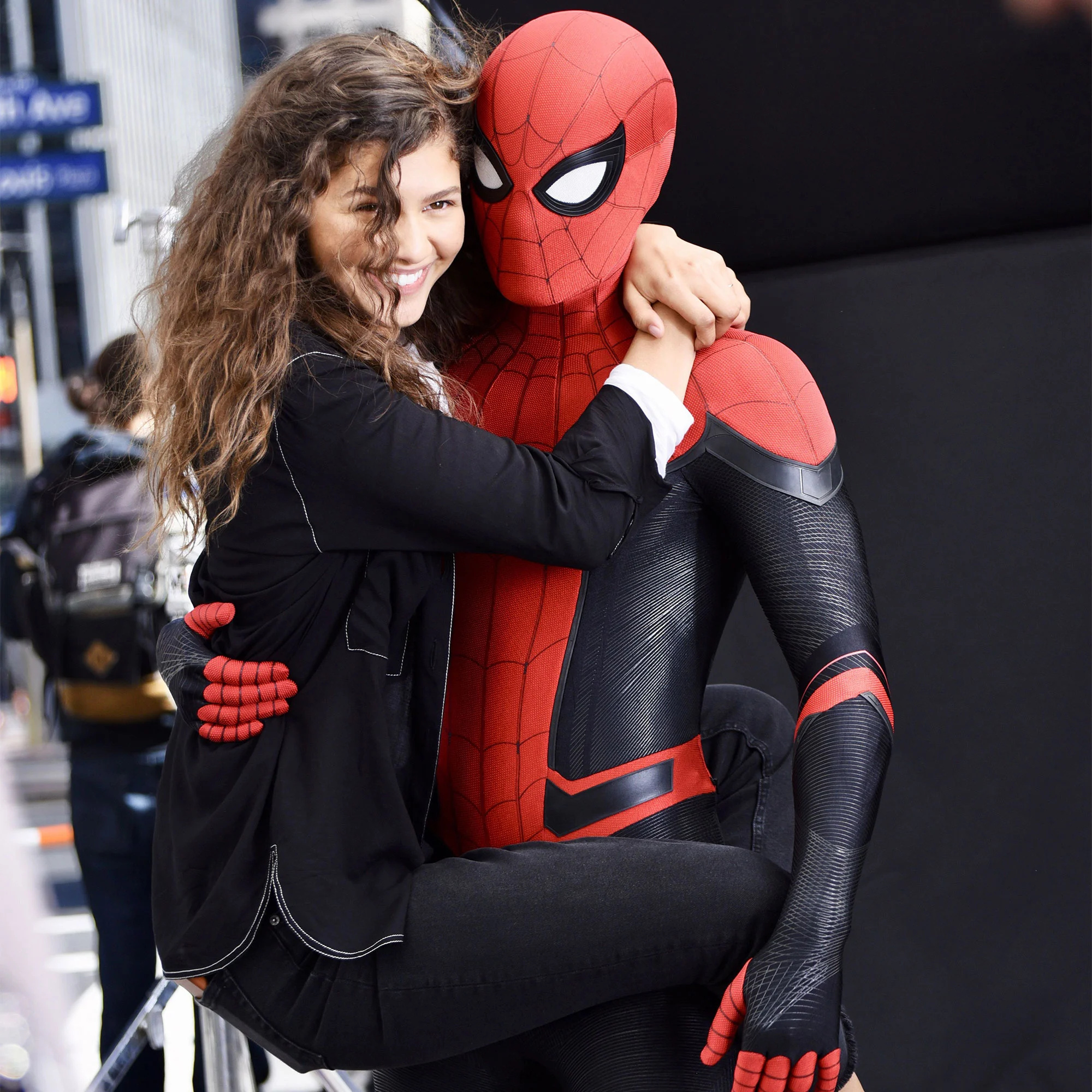 Zendaya, Tom Holland, Relationship timeline, Spider-Man, 2000x2000 HD Phone