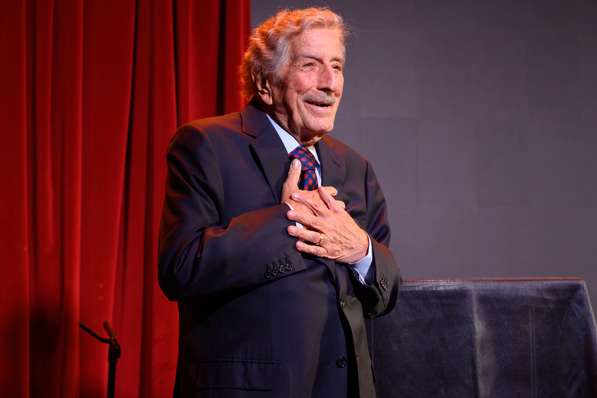 Art Students League's 2019 Gala, Tony Bennett Wallpaper, 2000x1340 HD Desktop