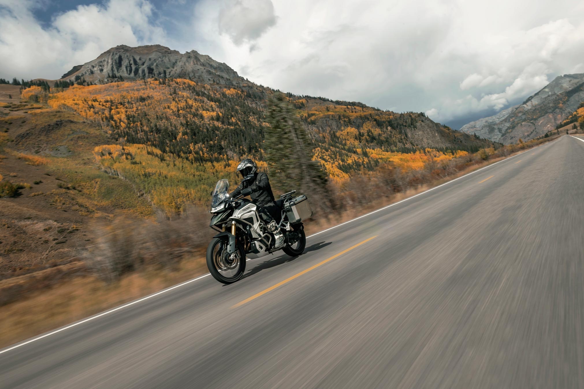 Triumph Tiger 1200, Rally Explorer guide, 2030x1350 HD Desktop