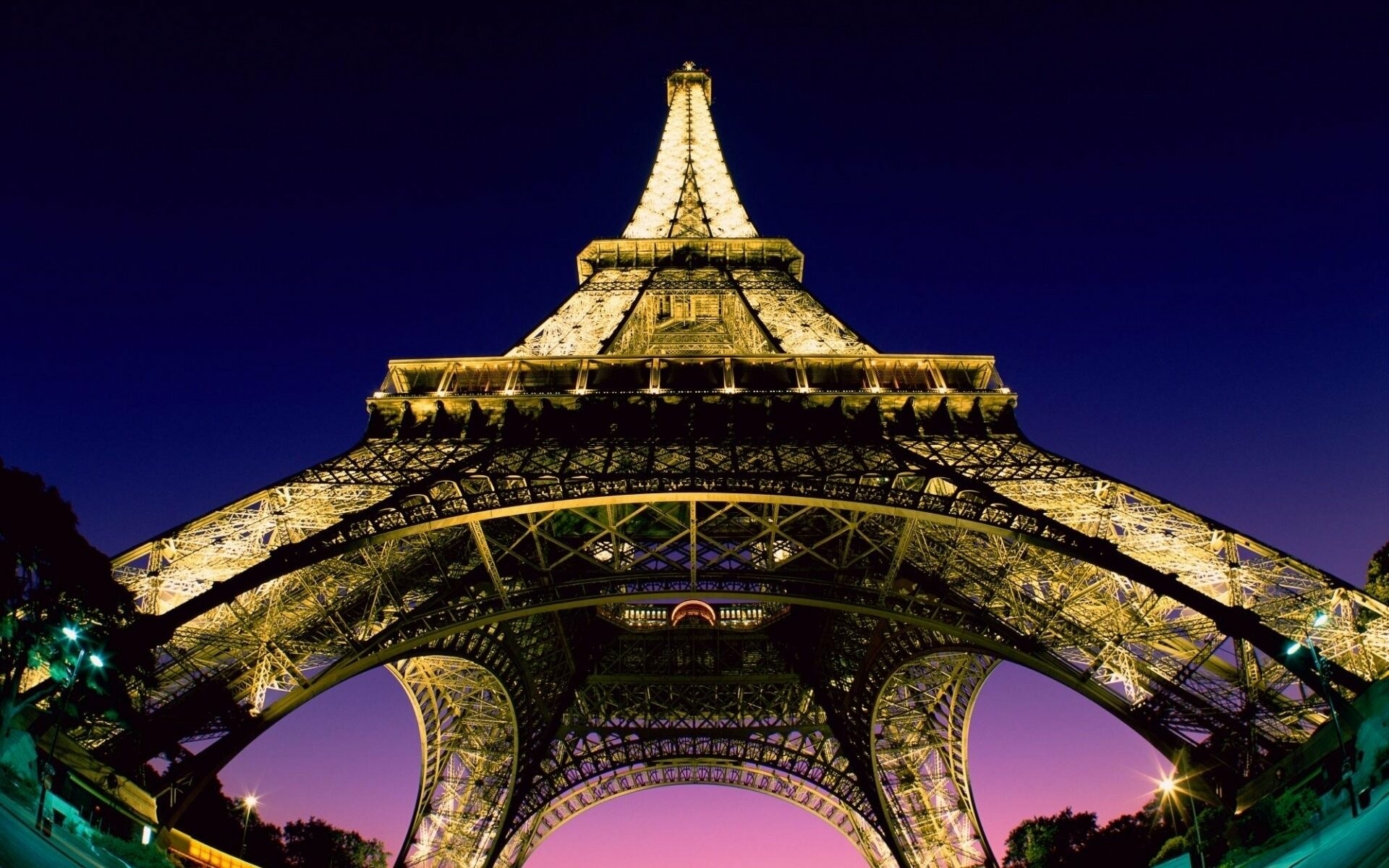 Eiffel Tower, HD wallpapers, Stunning view, 1920x1200 HD Desktop