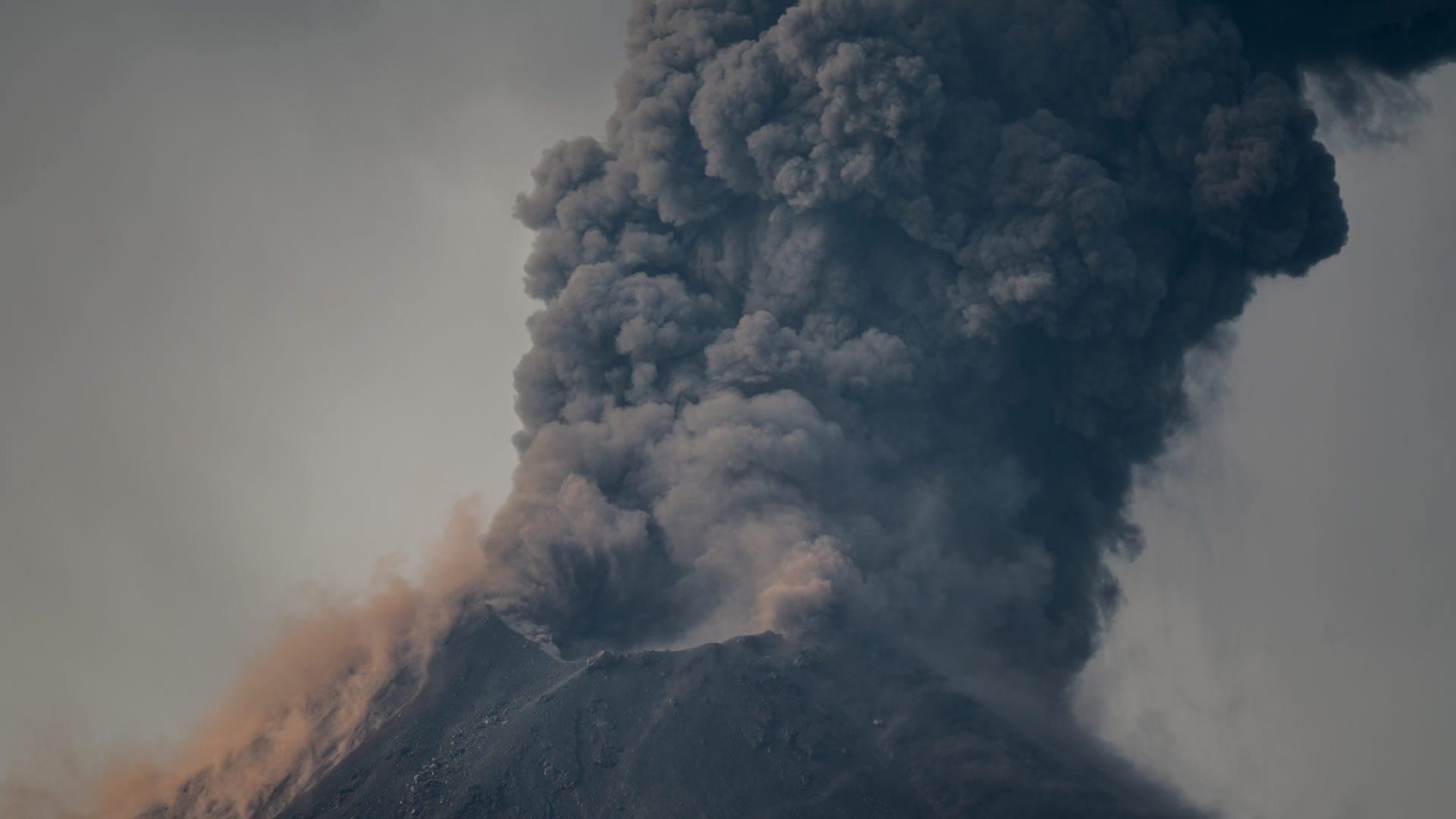 Anak Krakatau expedition, Extreme pursuit, Volcanic exploration, Adventurous journey, 1920x1080 Full HD Desktop