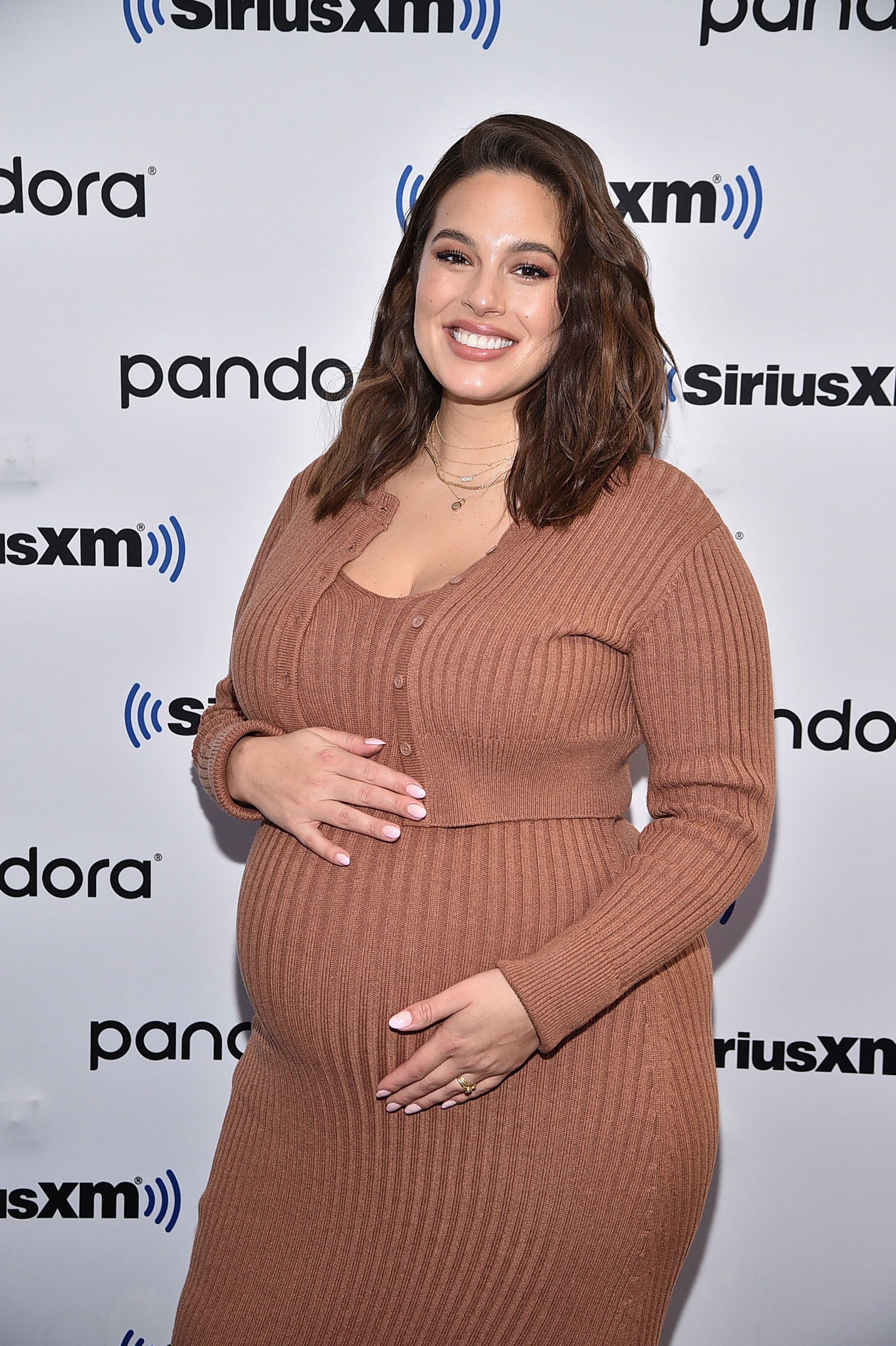 Ashley Graham, Breastfeeding picture, Motherhood, 2100x3160 HD Phone