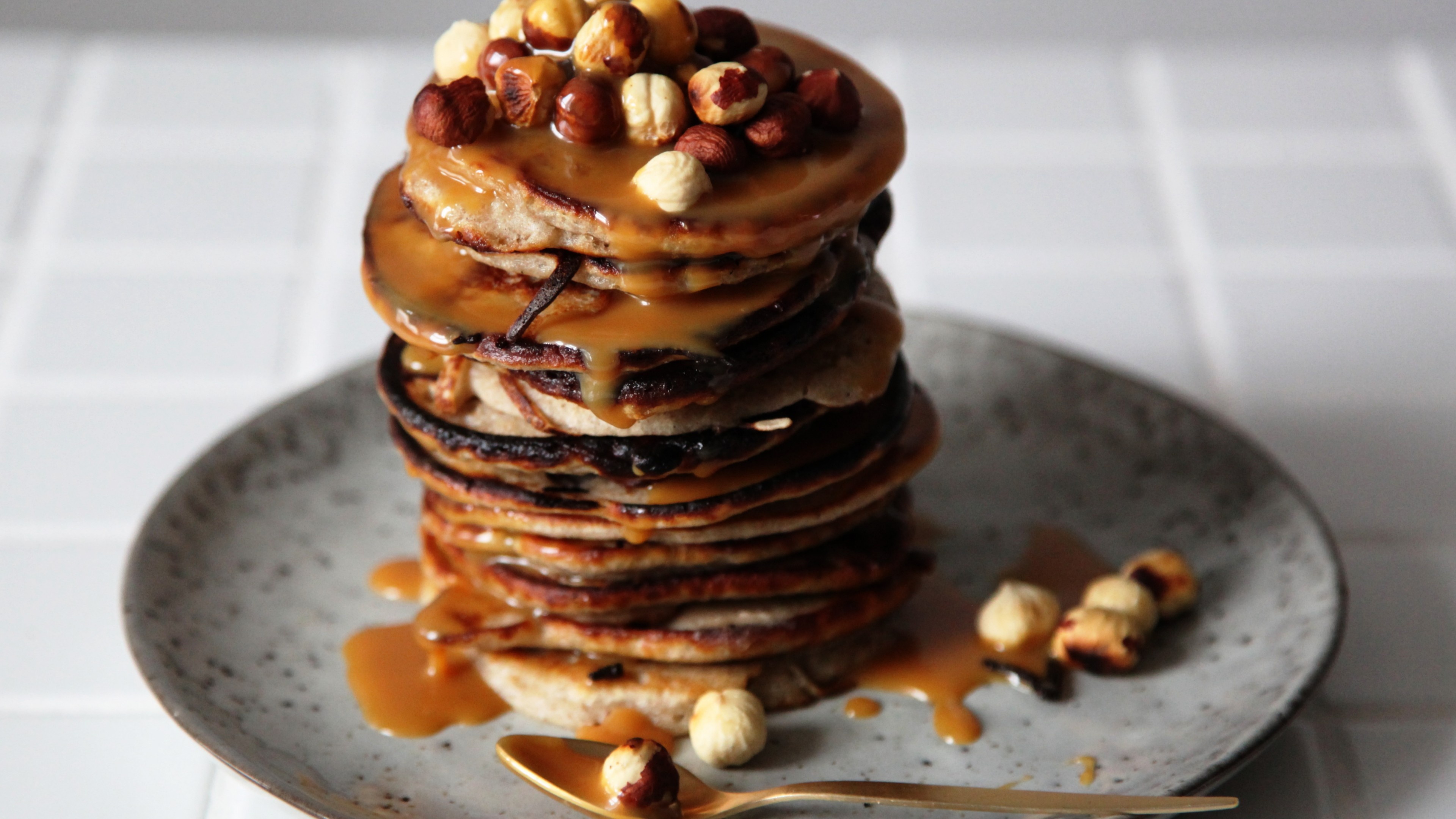 Hazelnuts, Pancakes Wallpaper, 3840x2160 4K Desktop