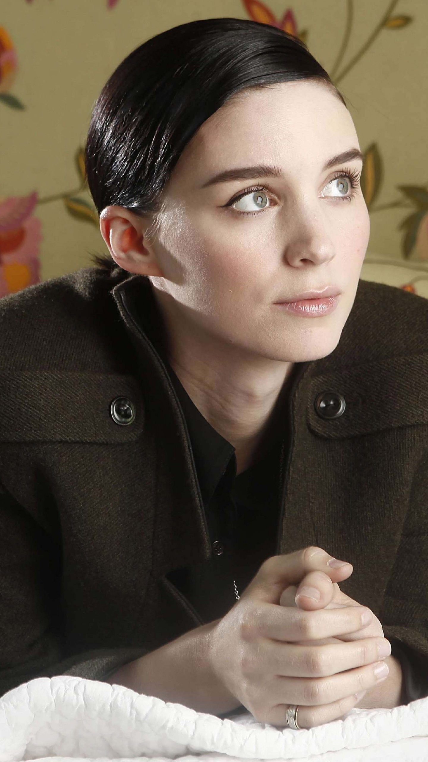 Rooney Mara, Most popular celebs, Actress celebrities, Glamorous wallpapers, 1440x2560 HD Phone